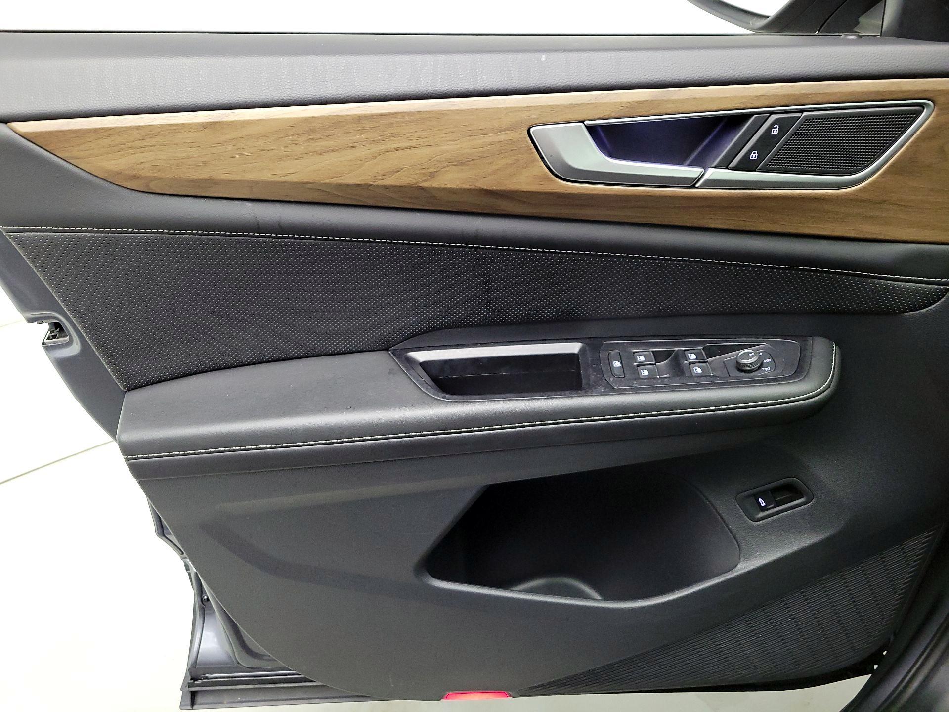 Thumbnail: 2024 Volkswagen Atlas - 12