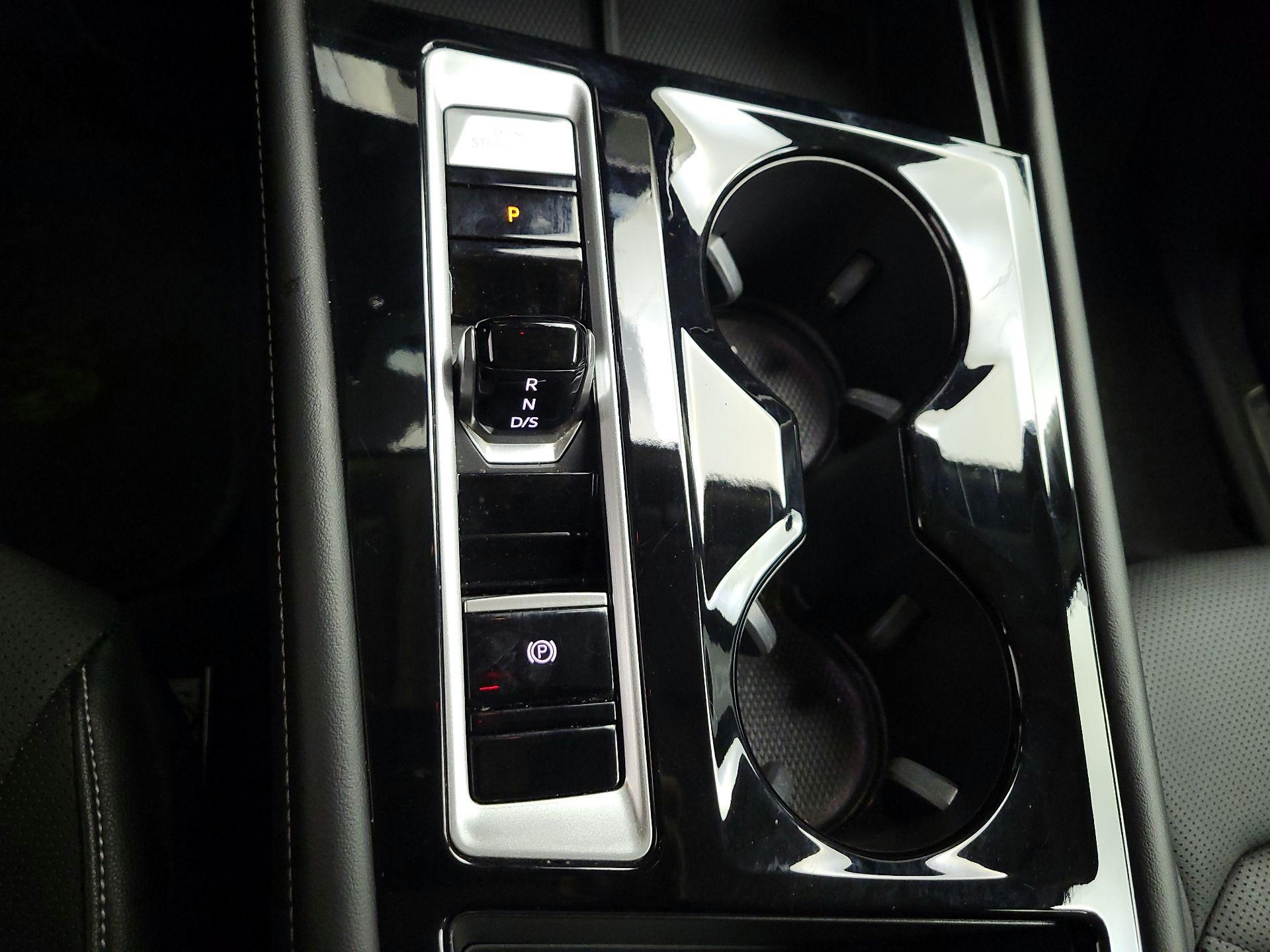 Thumbnail: 2024 Volkswagen Atlas - 17