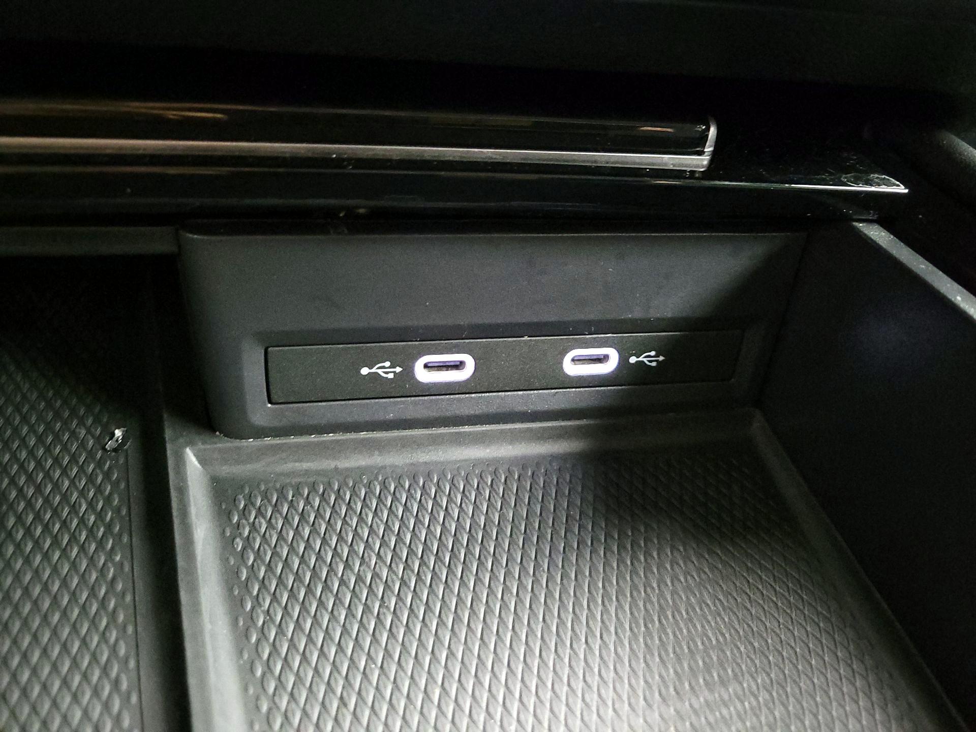 Thumbnail: 2024 Volkswagen Atlas - 18