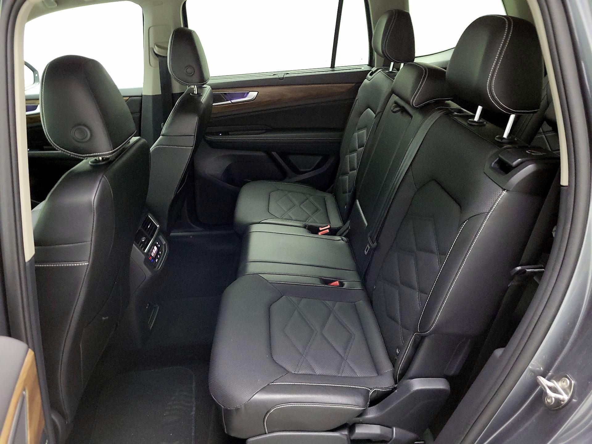 Thumbnail: 2024 Volkswagen Atlas - 19