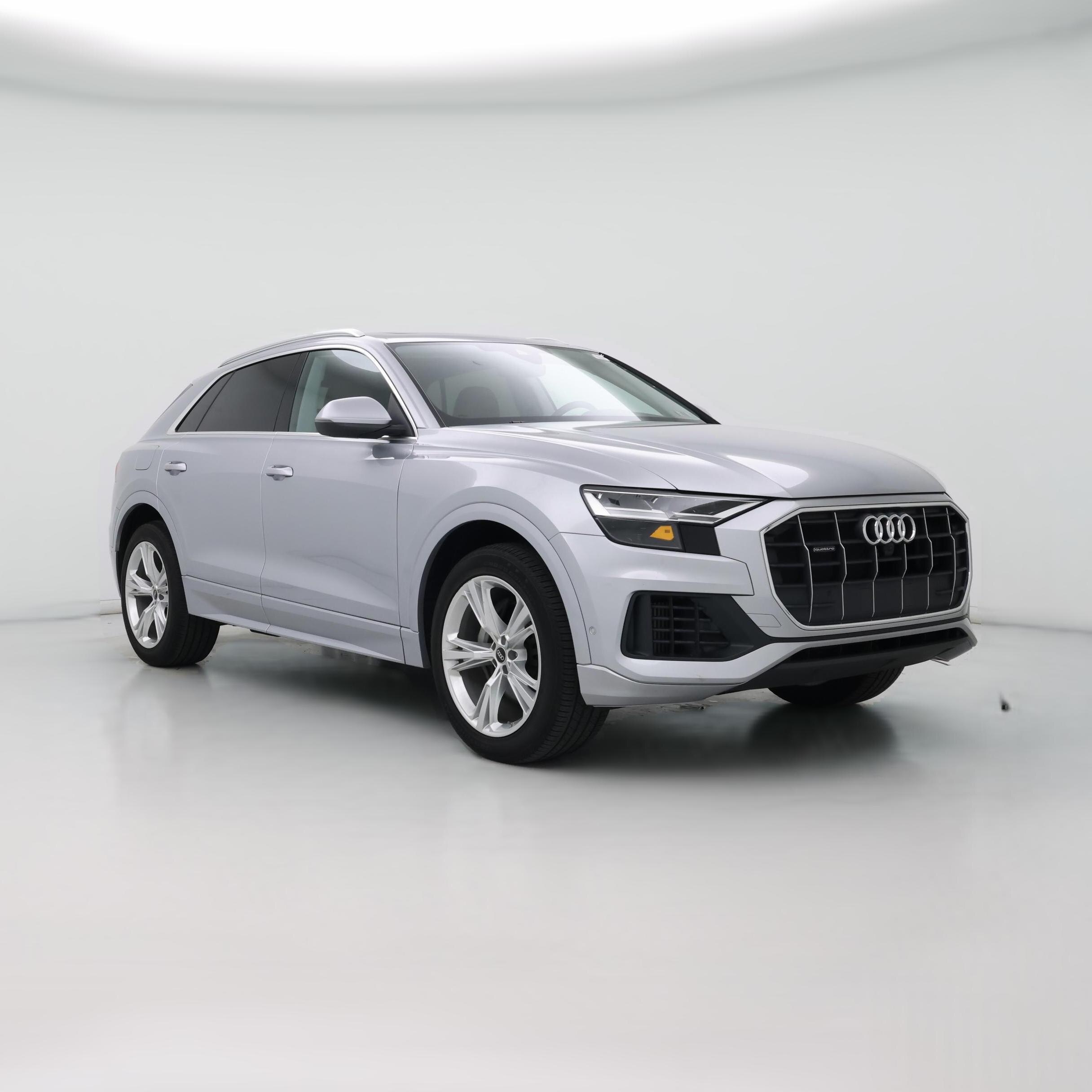 Thumbnail: 2022 Audi Q8 - 1