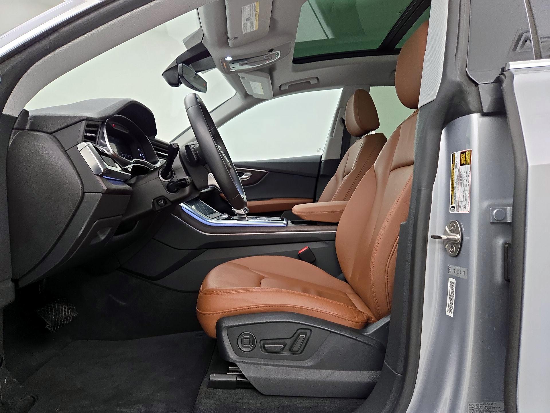 Thumbnail: 2022 Audi Q8 - 11