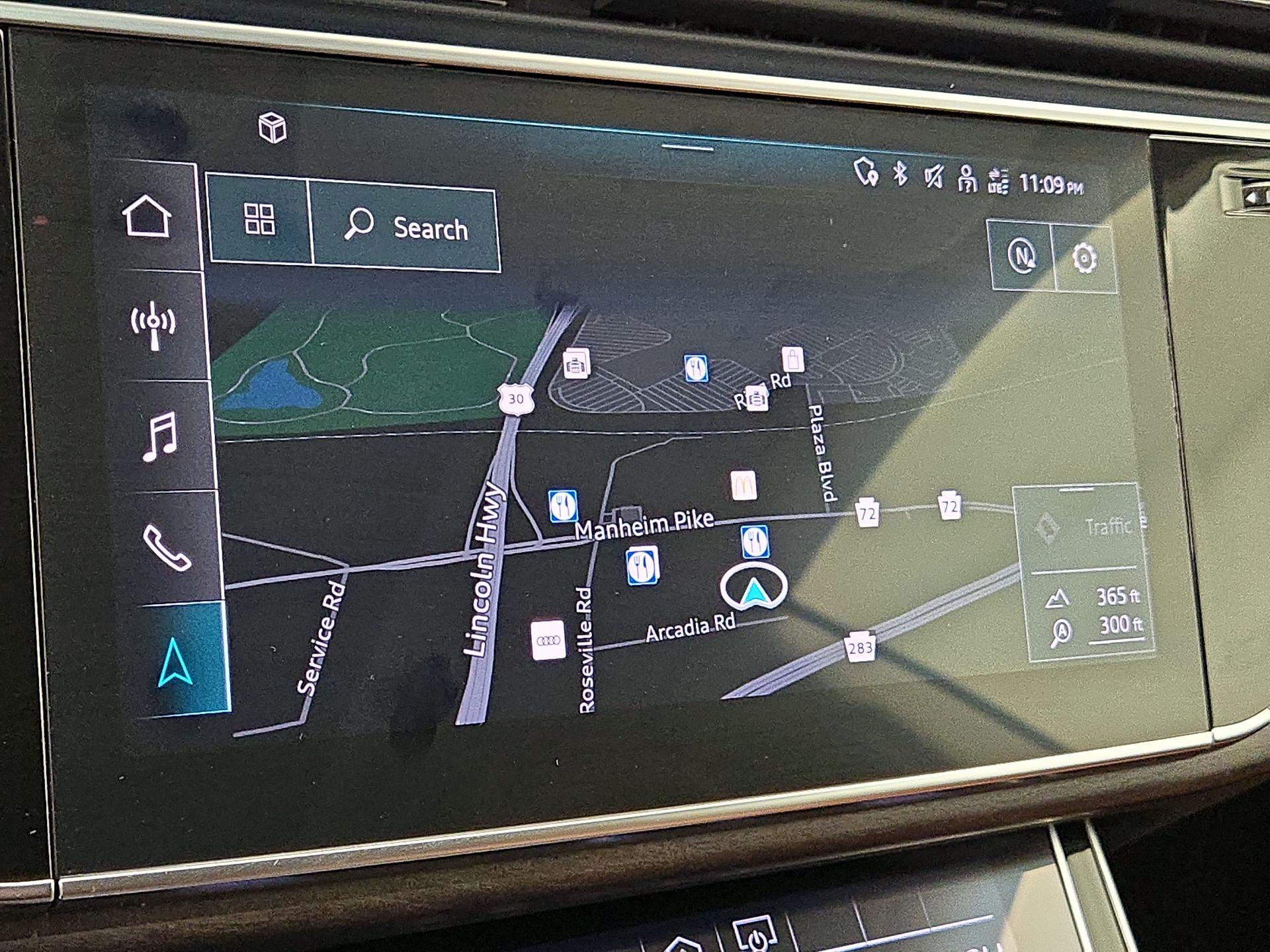 Thumbnail: 2022 Audi Q8 - 13