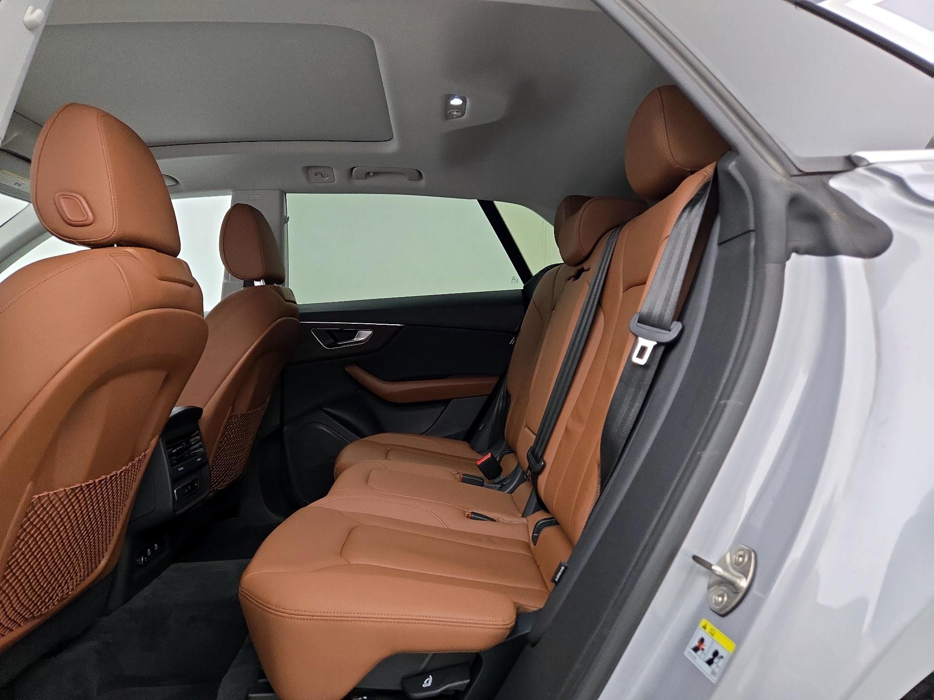 Thumbnail: 2022 Audi Q8 - 20