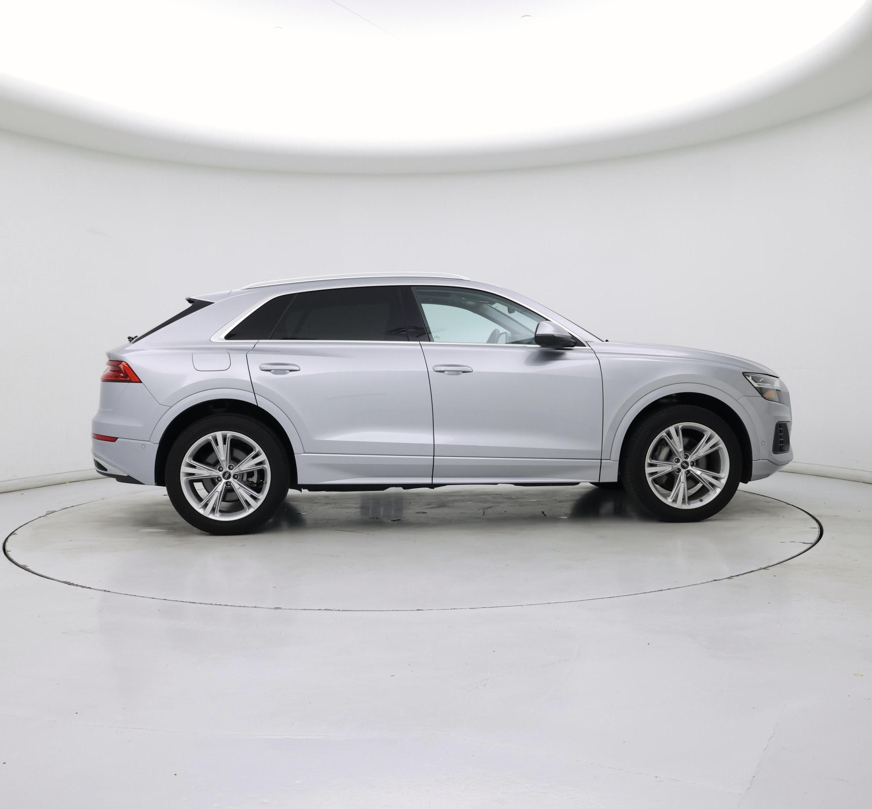 Thumbnail: 2022 Audi Q8 - 7