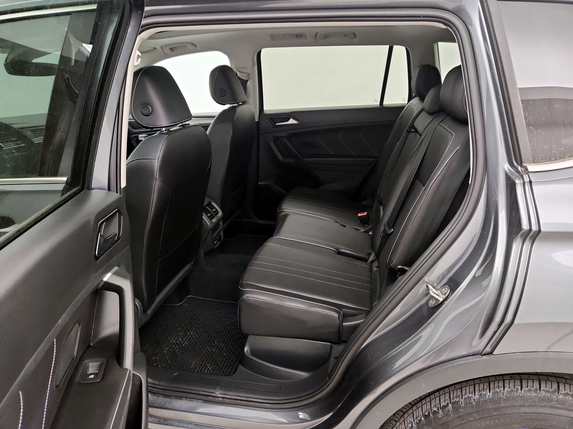 Thumbnail: 2023 Volkswagen Tiguan - 20