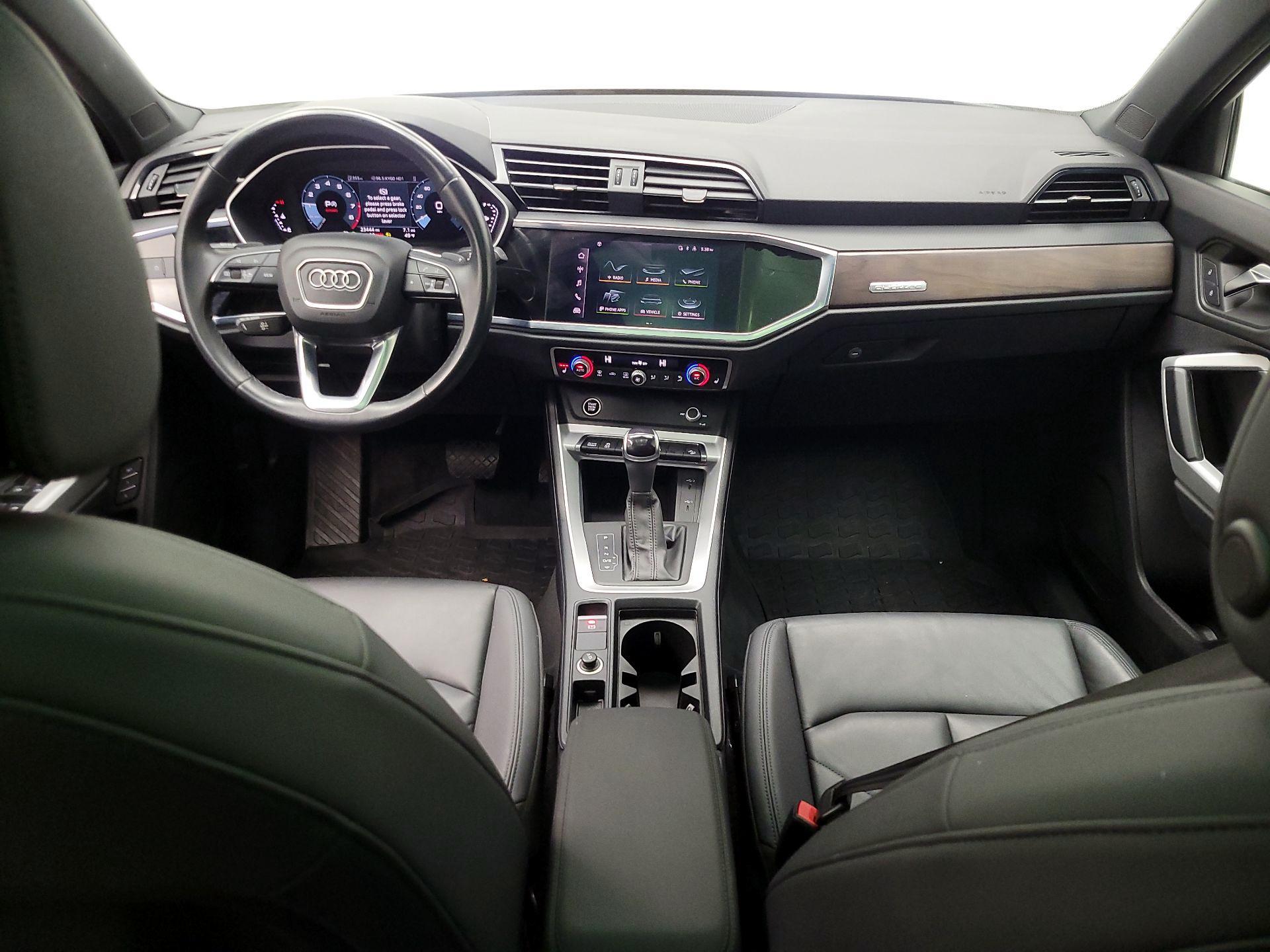 Thumbnail: 2022 Audi Q3 - 9