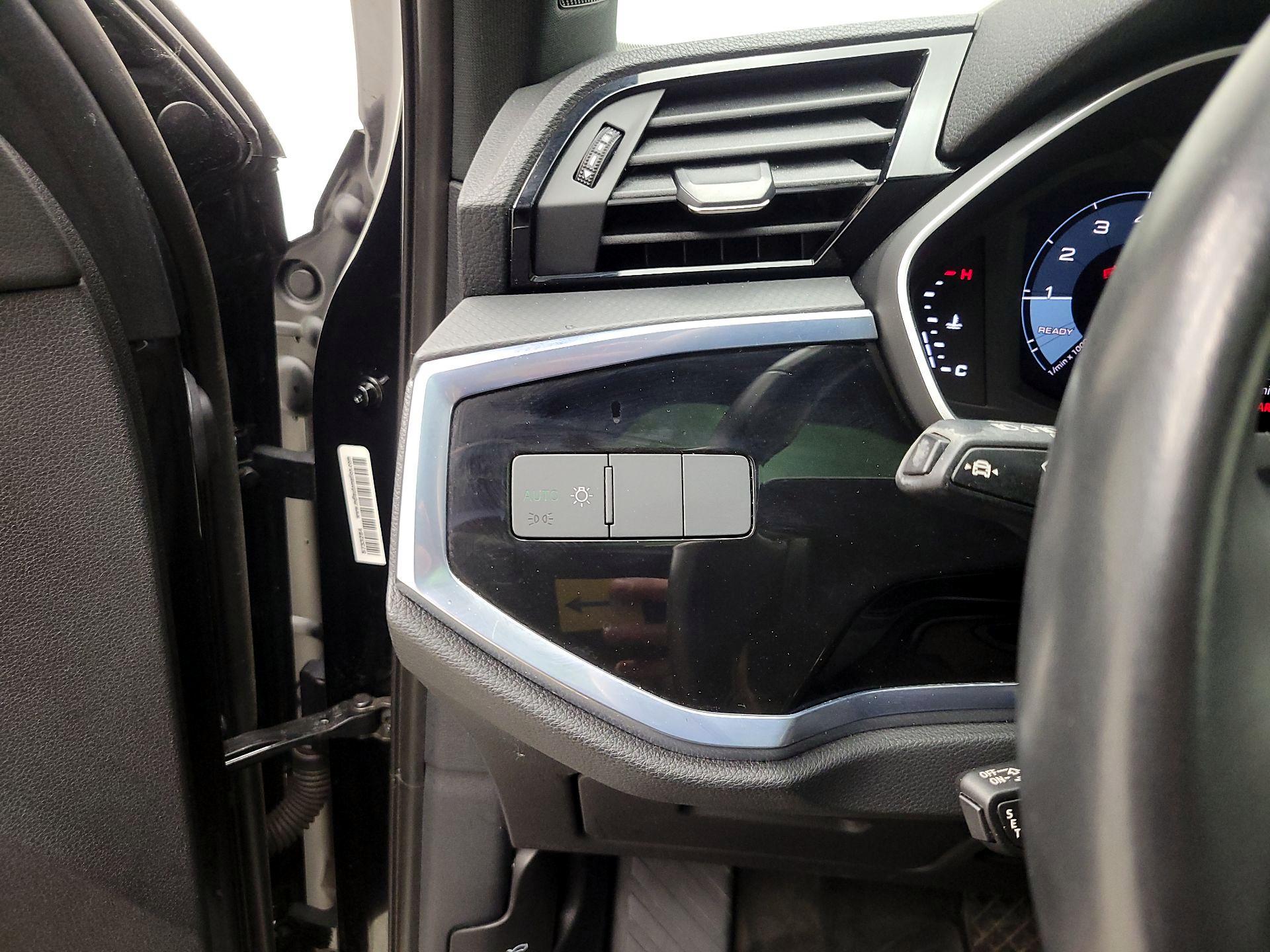 Thumbnail: 2022 Audi Q3 - 13