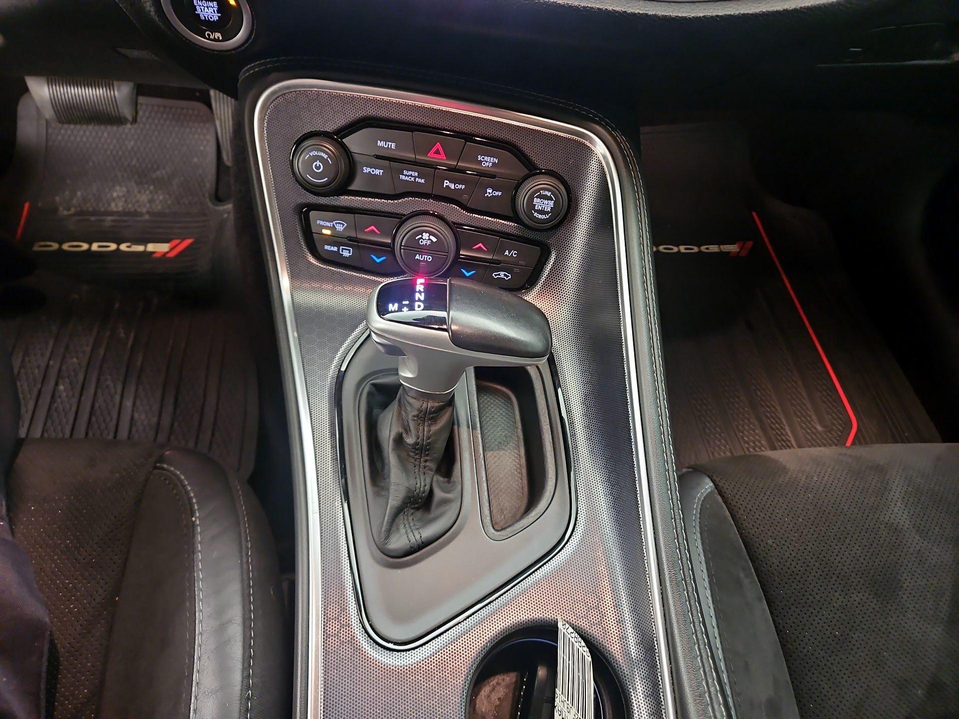 Thumbnail: 2018 Dodge Challenger - 17