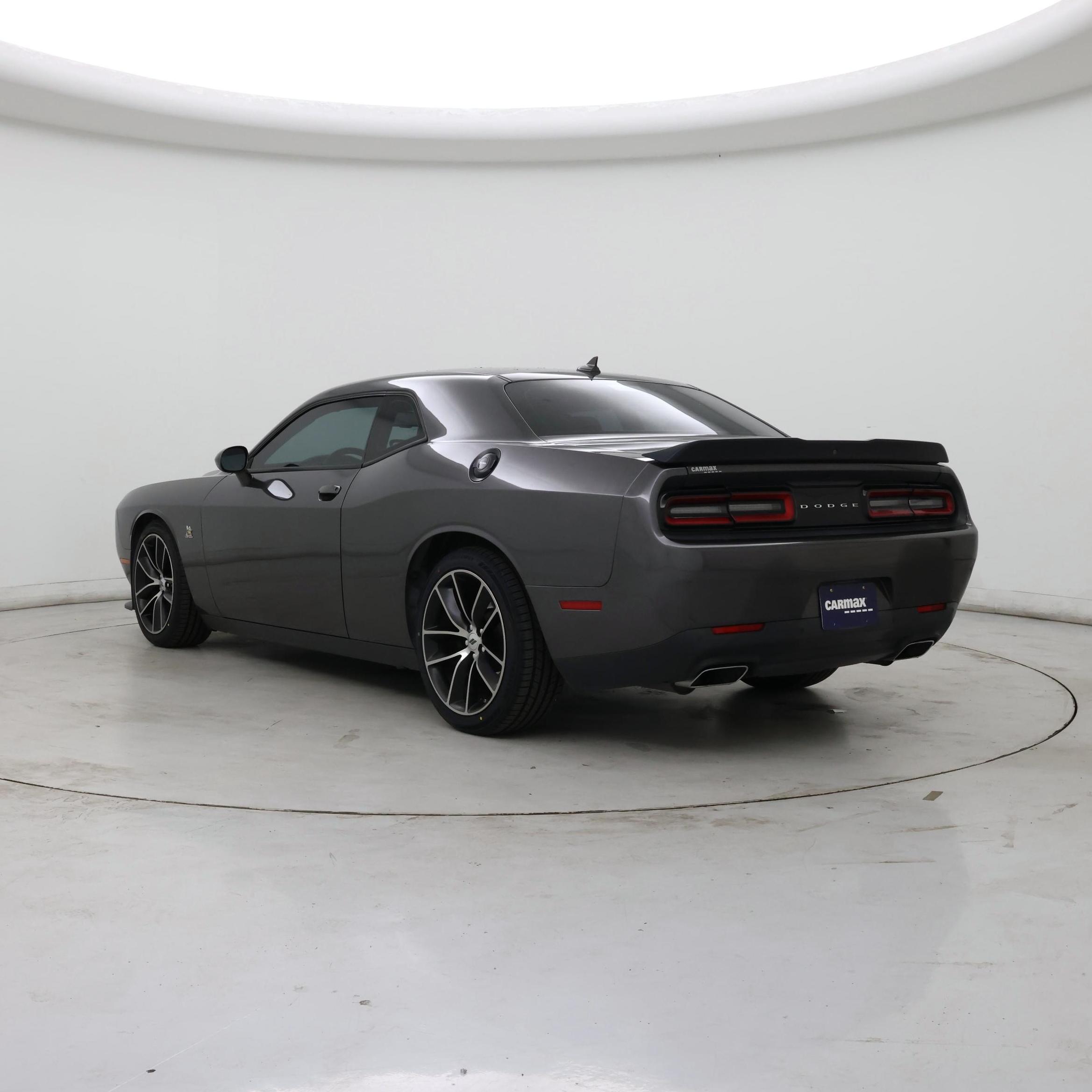Thumbnail: 2018 Dodge Challenger - 2