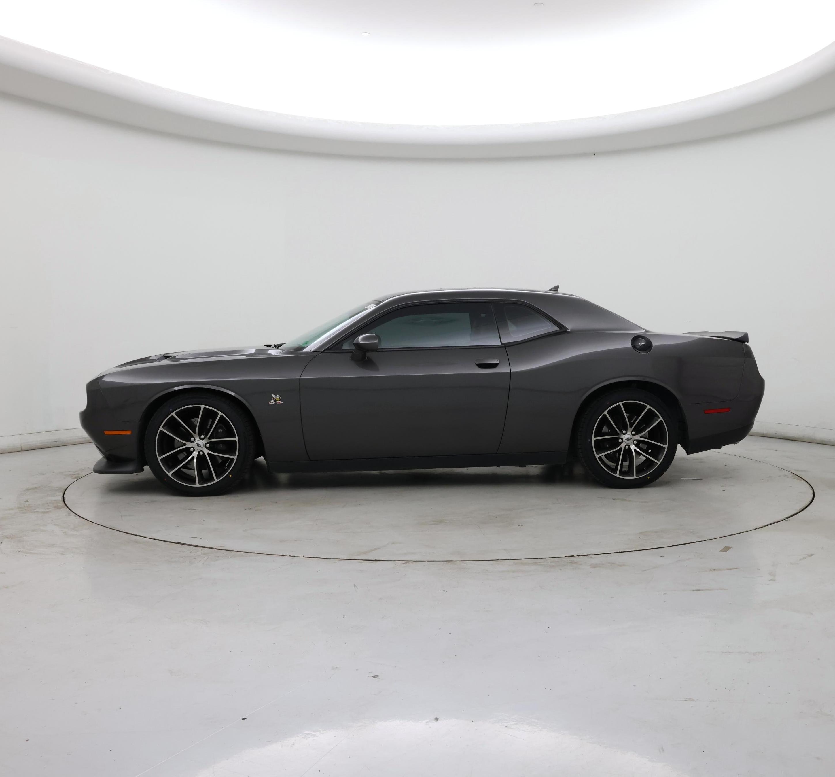 Thumbnail: 2018 Dodge Challenger - 3