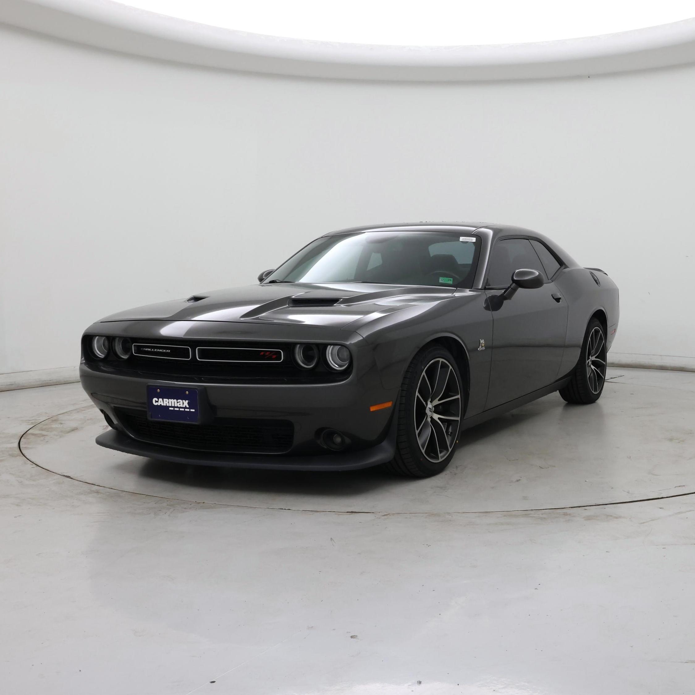 Thumbnail: 2018 Dodge Challenger - 4