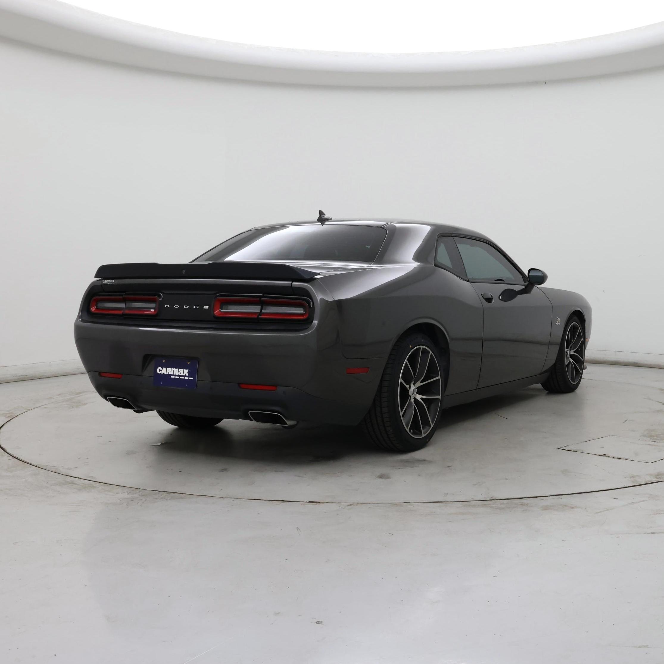 Thumbnail: 2018 Dodge Challenger - 8