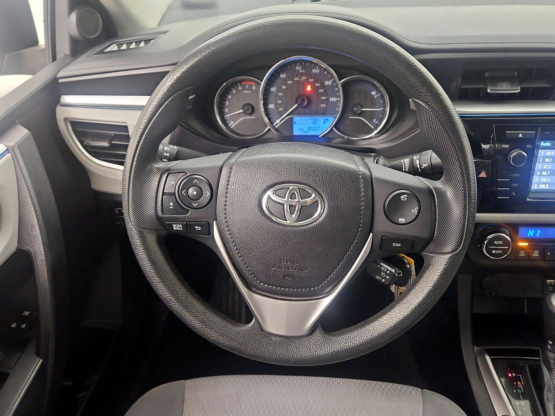 Thumbnail: 2014 Toyota Corolla - 10