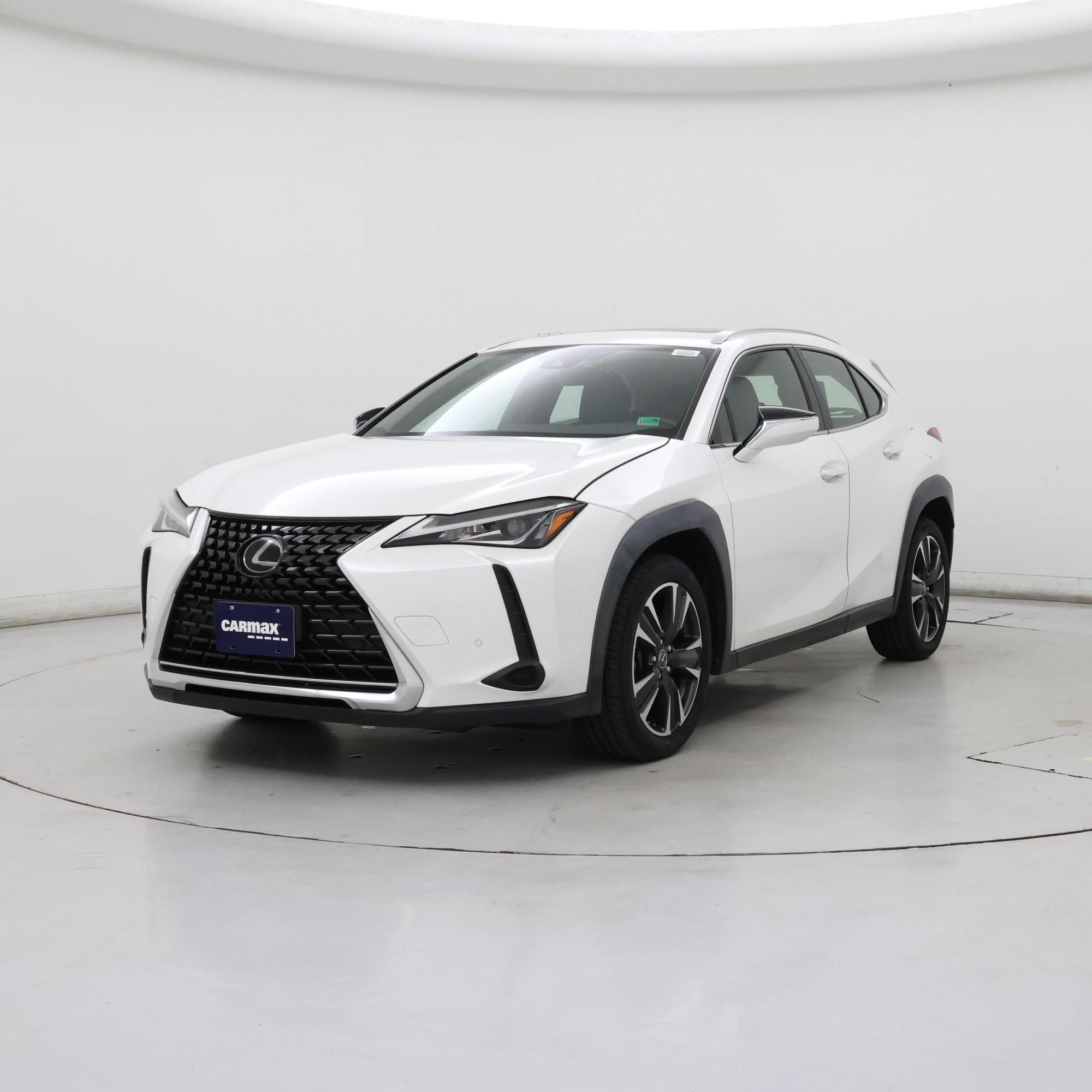 Thumbnail: 2019 Lexus UX - 4