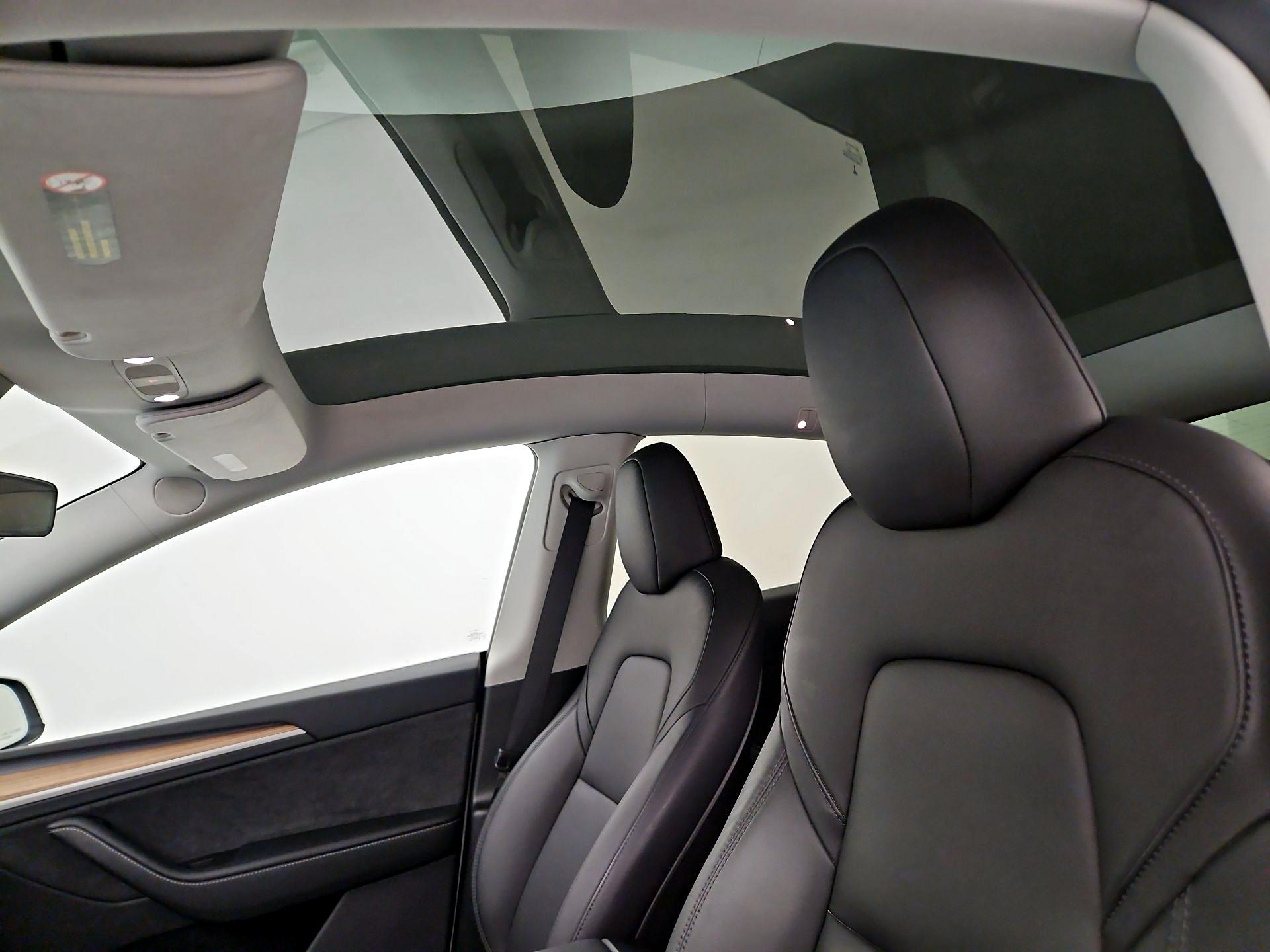 Thumbnail: 2024 Tesla Model Y - 18