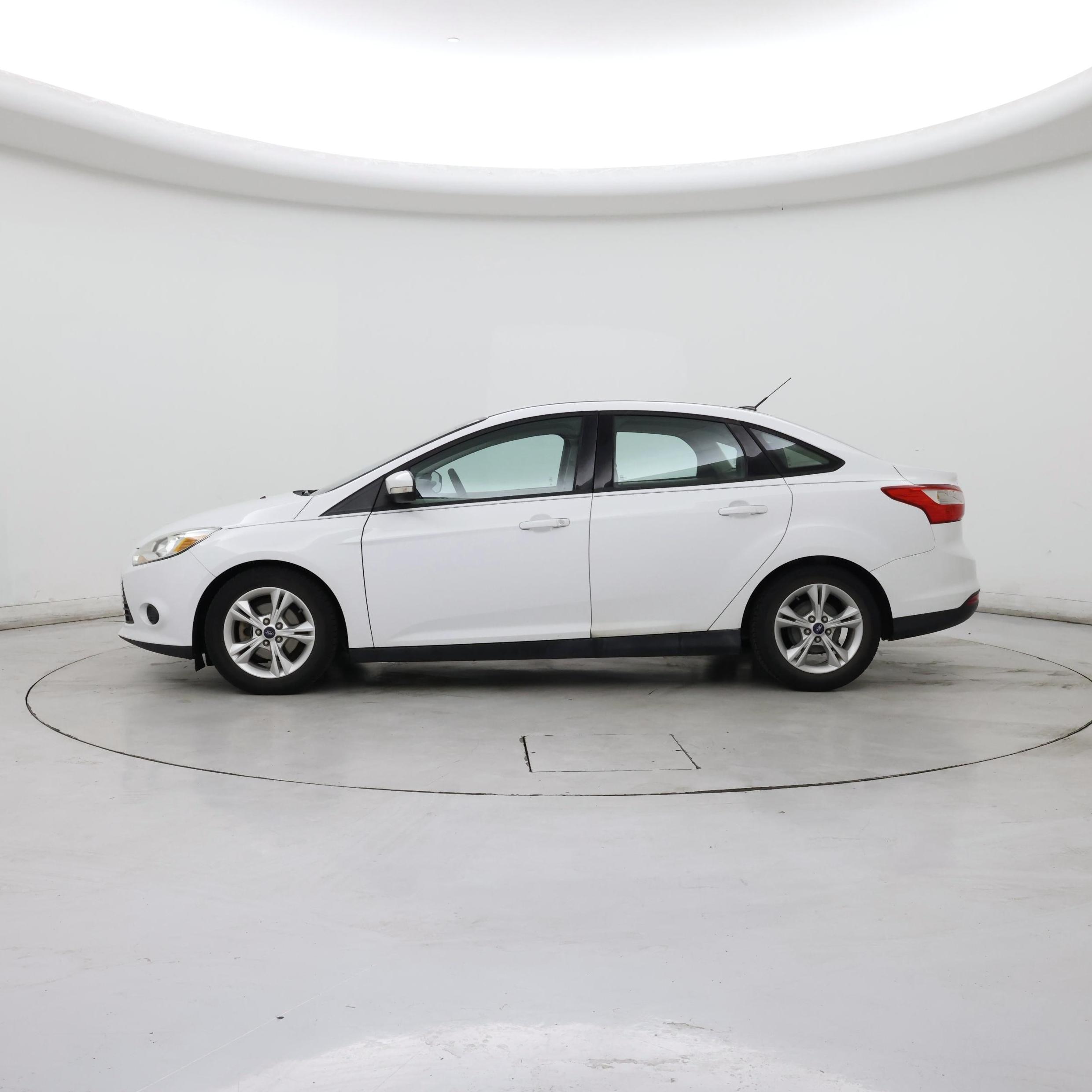 Thumbnail: 2014 Ford Focus - 3