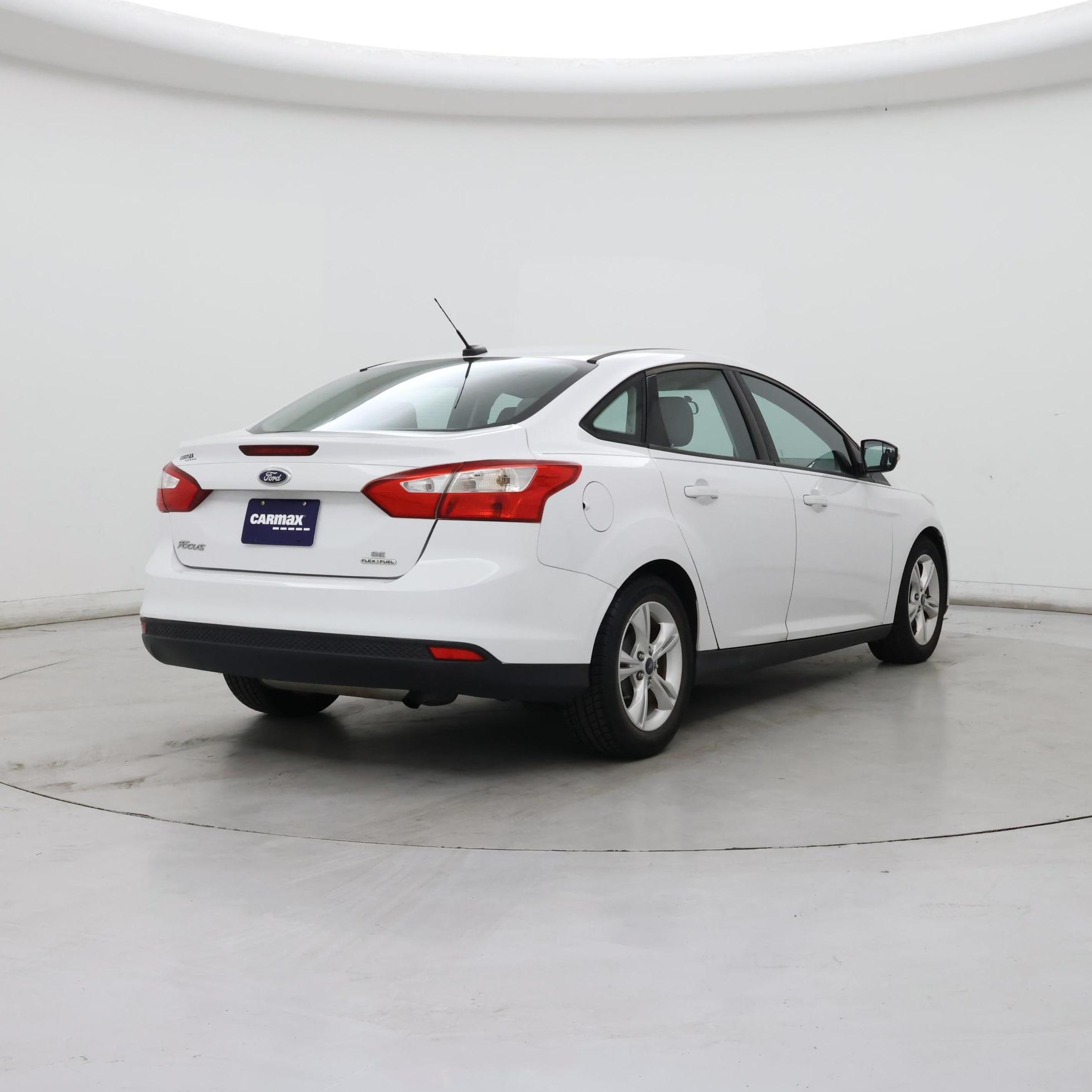 Thumbnail: 2014 Ford Focus - 8