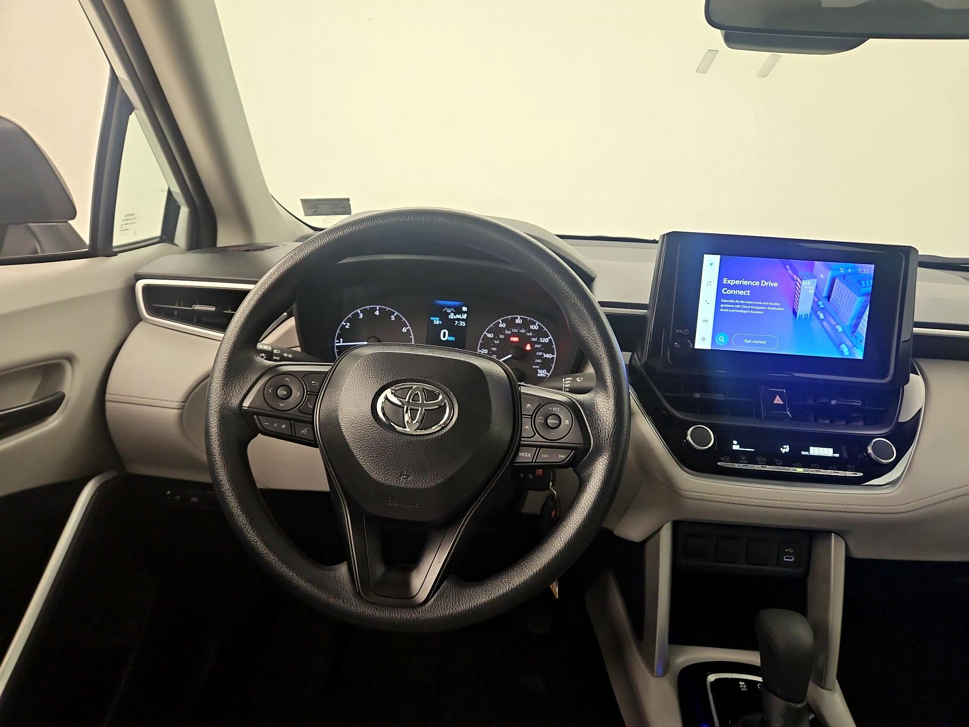 Thumbnail: 2025 Toyota Corolla Cross - 10