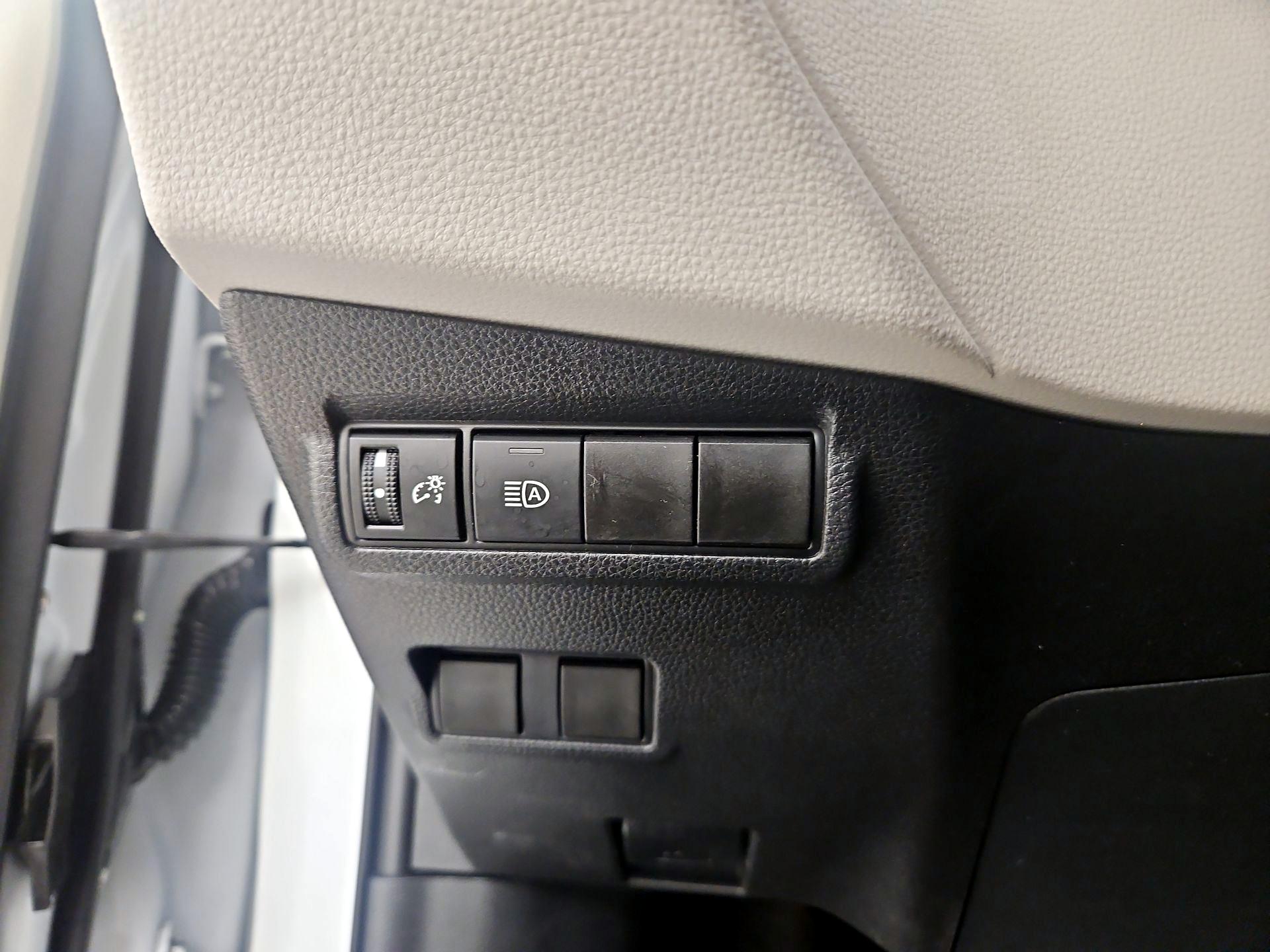 Thumbnail: 2025 Toyota Corolla Cross - 13