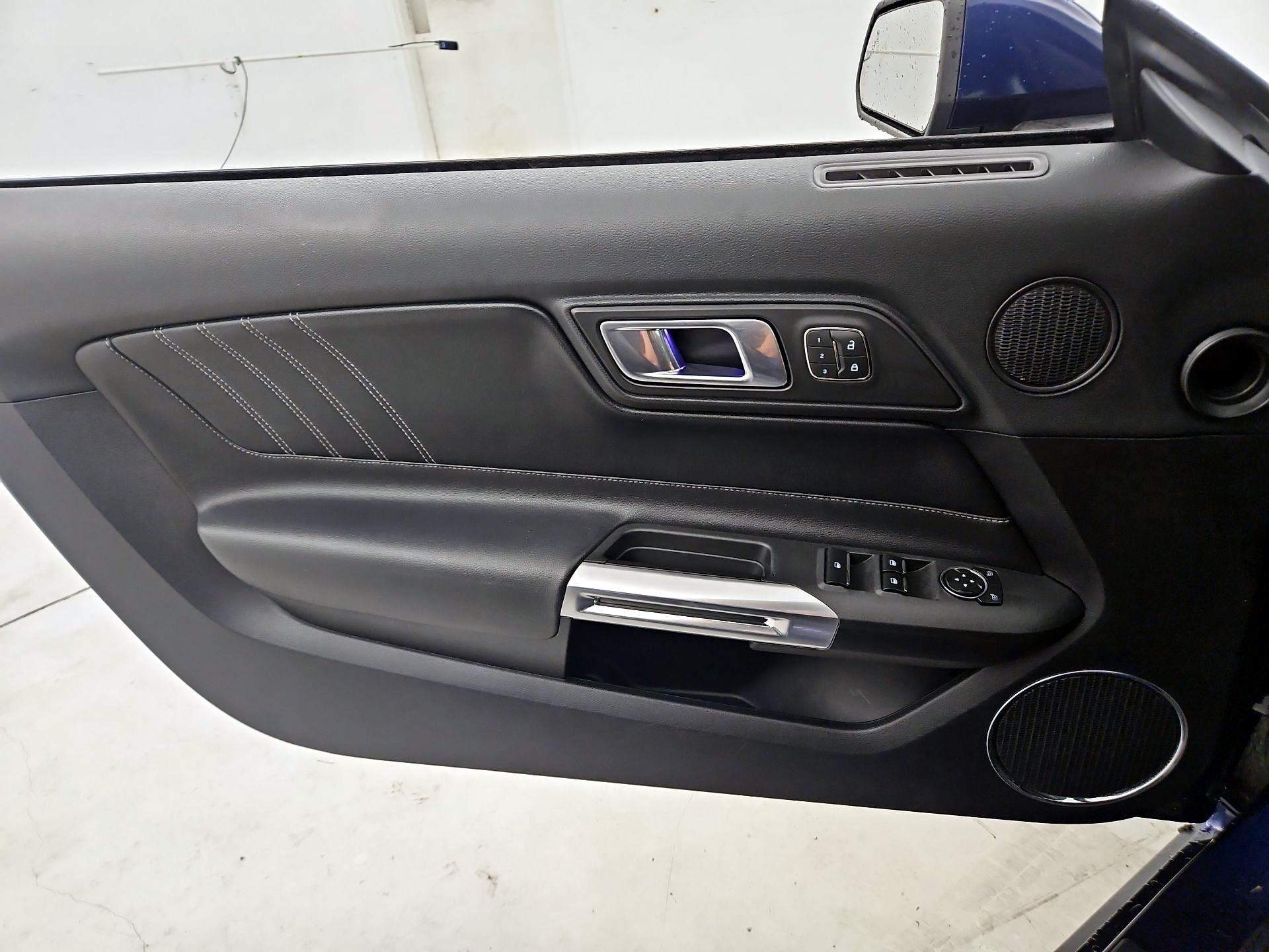 Thumbnail: 2018 Ford Mustang - 12