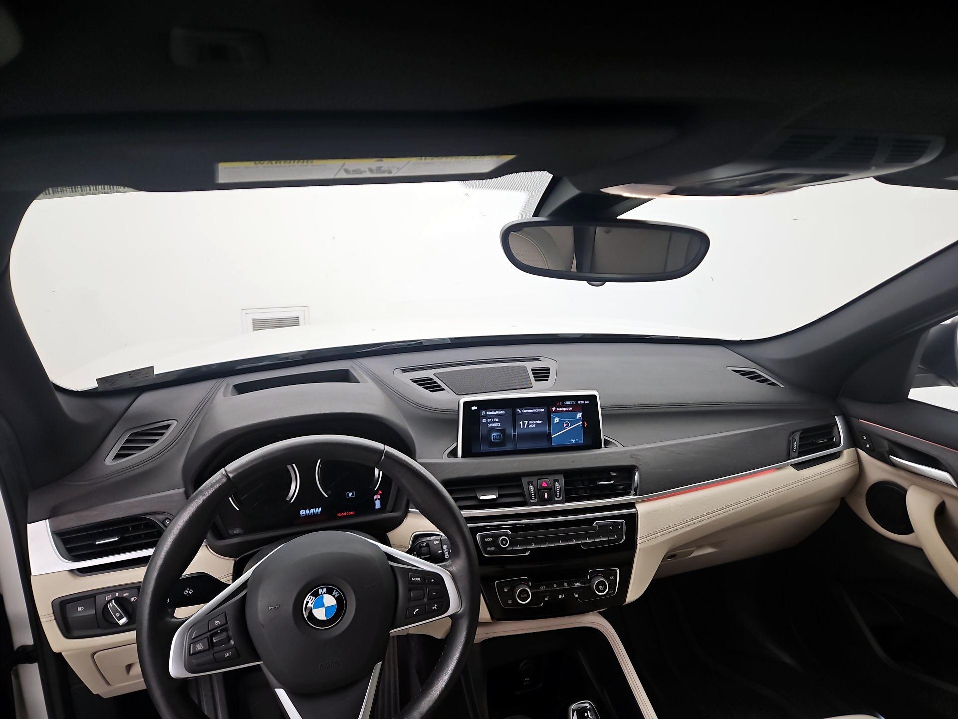 Thumbnail: 2020 BMW X1 - 9