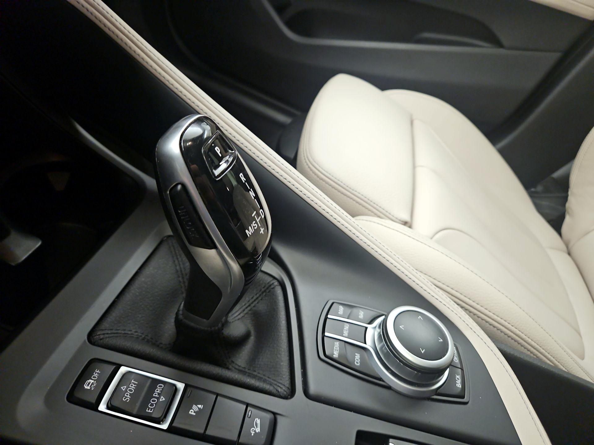 Thumbnail: 2020 BMW X1 - 18