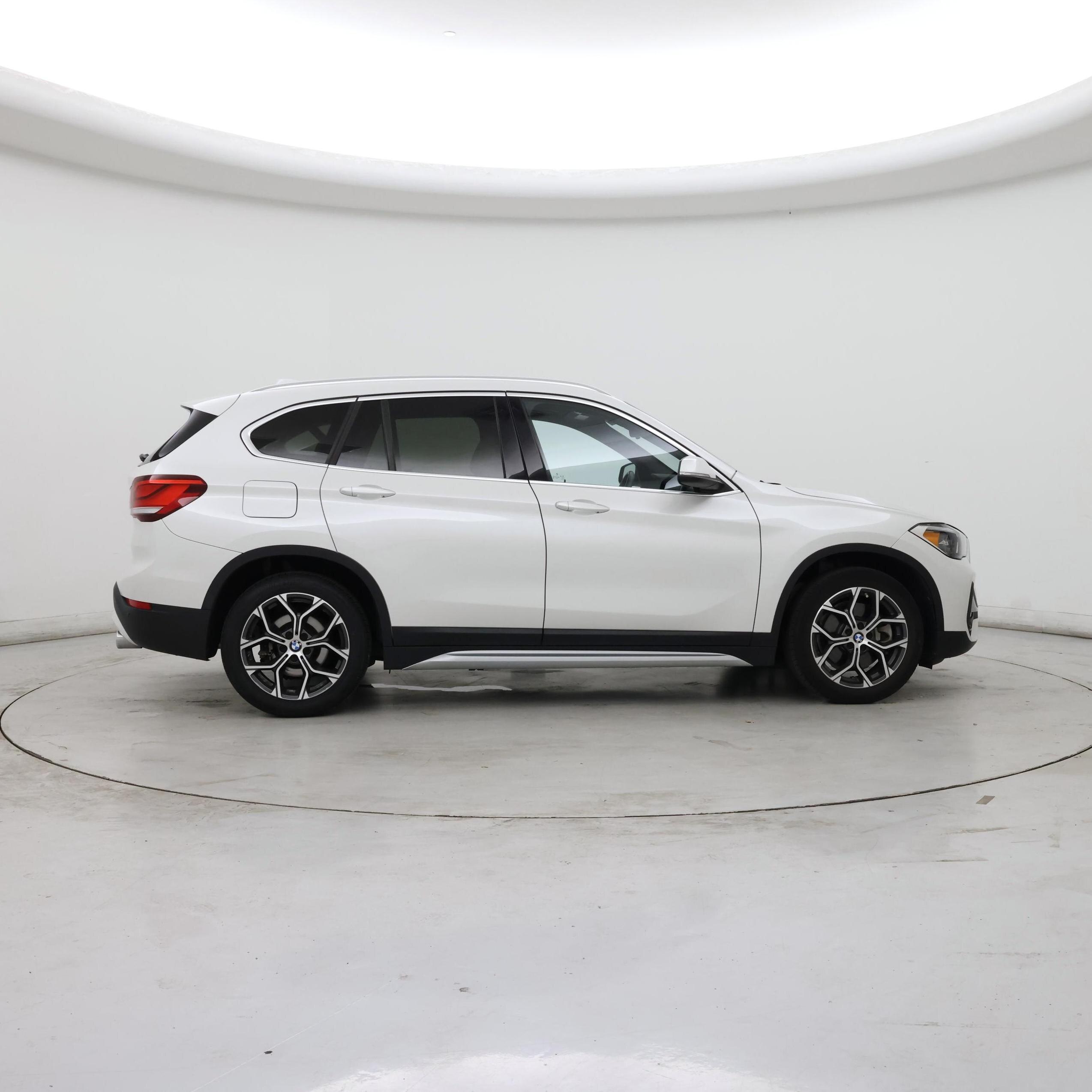 Thumbnail: 2020 BMW X1 - 7