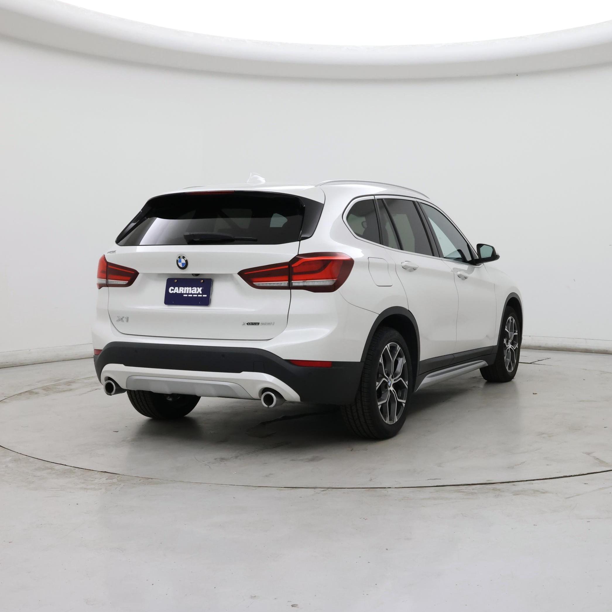 Thumbnail: 2020 BMW X1 - 8