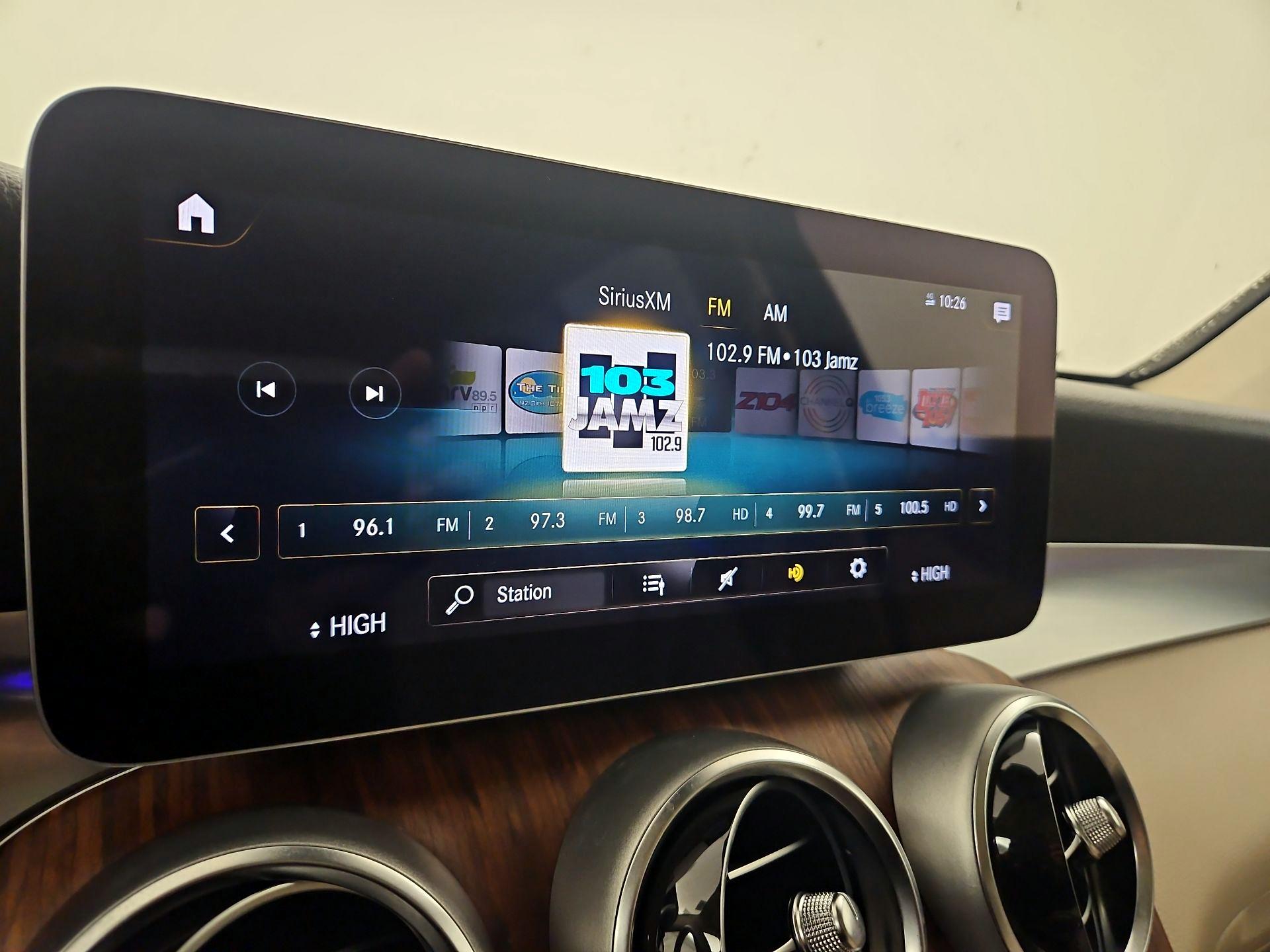 Thumbnail: 2022 Mercedes-Benz GLC - 16