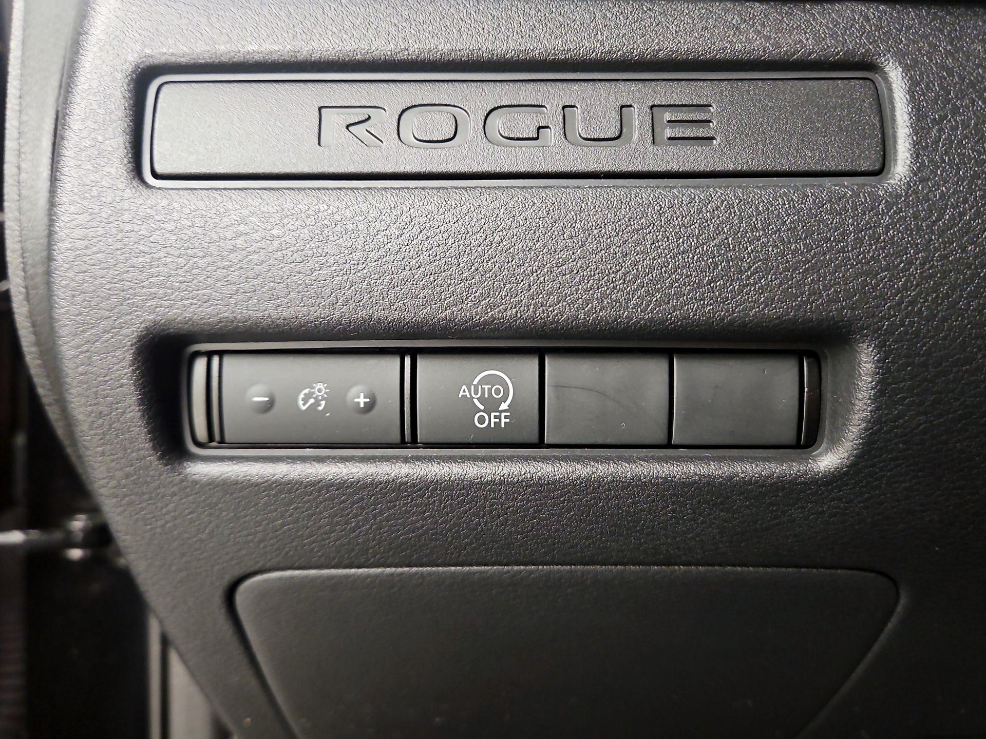 Thumbnail: 2023 Nissan Rogue - 13