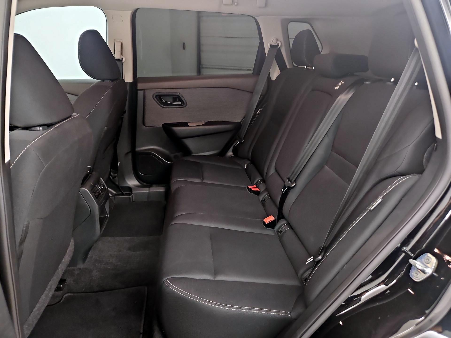 Thumbnail: 2023 Nissan Rogue - 19