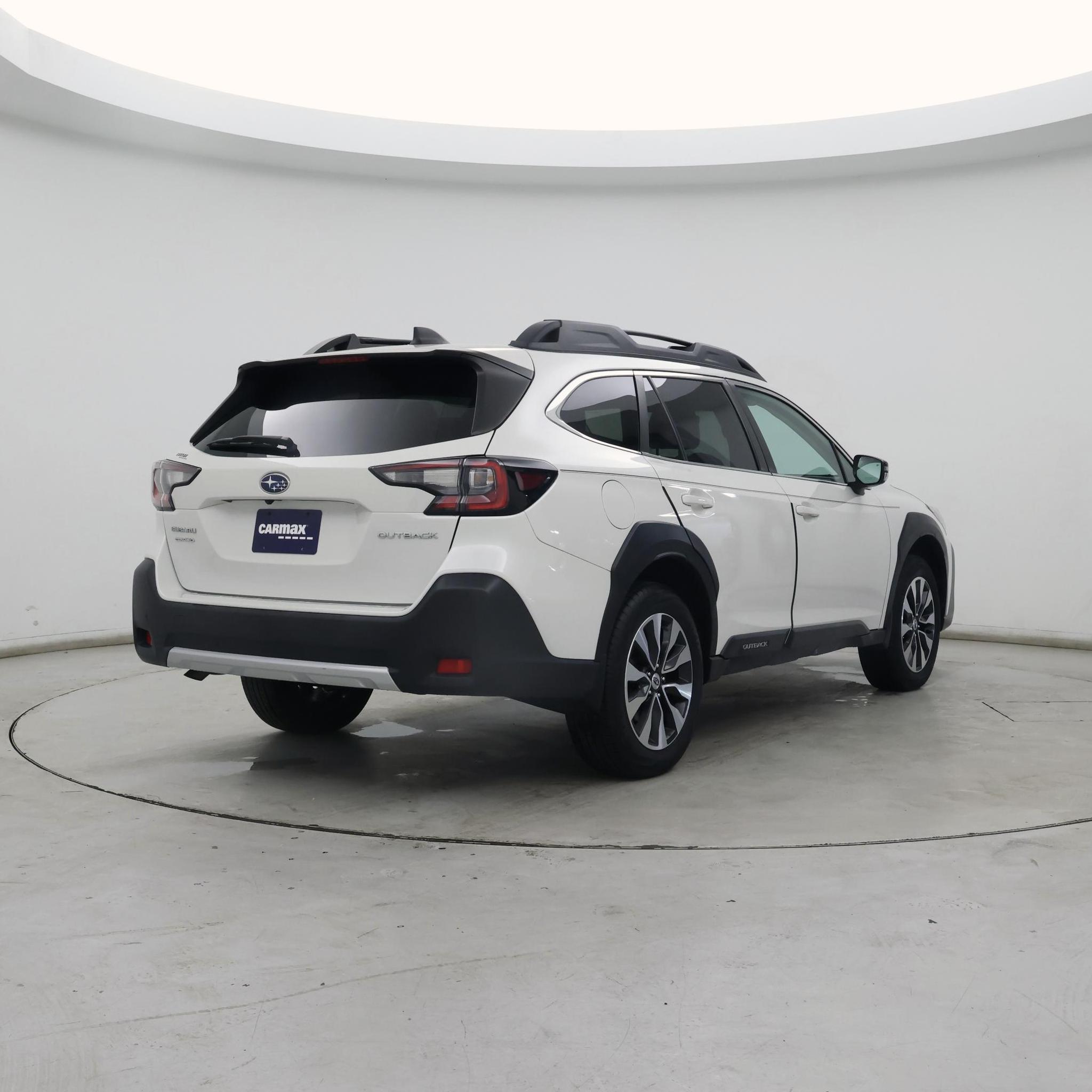 Thumbnail: 2023 Subaru Outback - 8