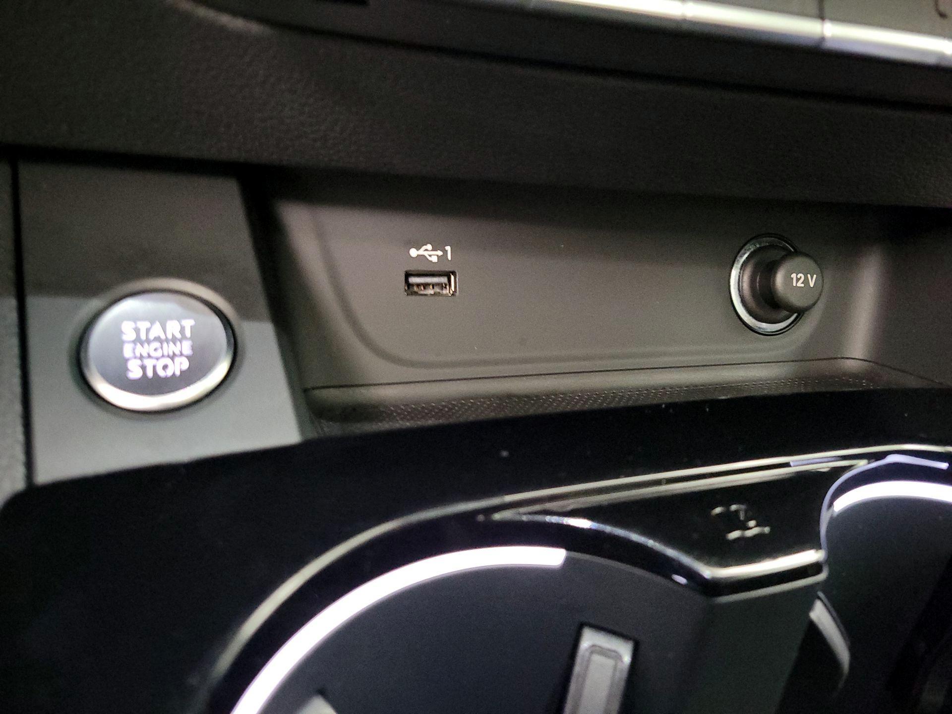 Thumbnail: 2023 Audi A4 - 19