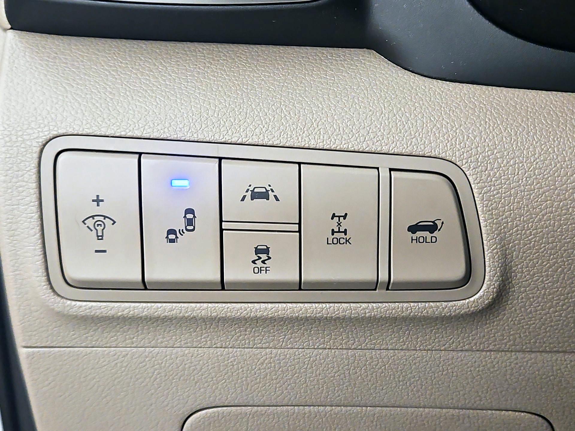 Thumbnail: 2021 Hyundai Tucson - 13