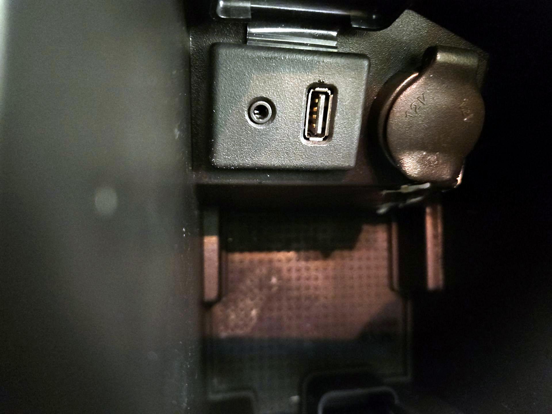 Thumbnail: 2016 Chevrolet Malibu - 19