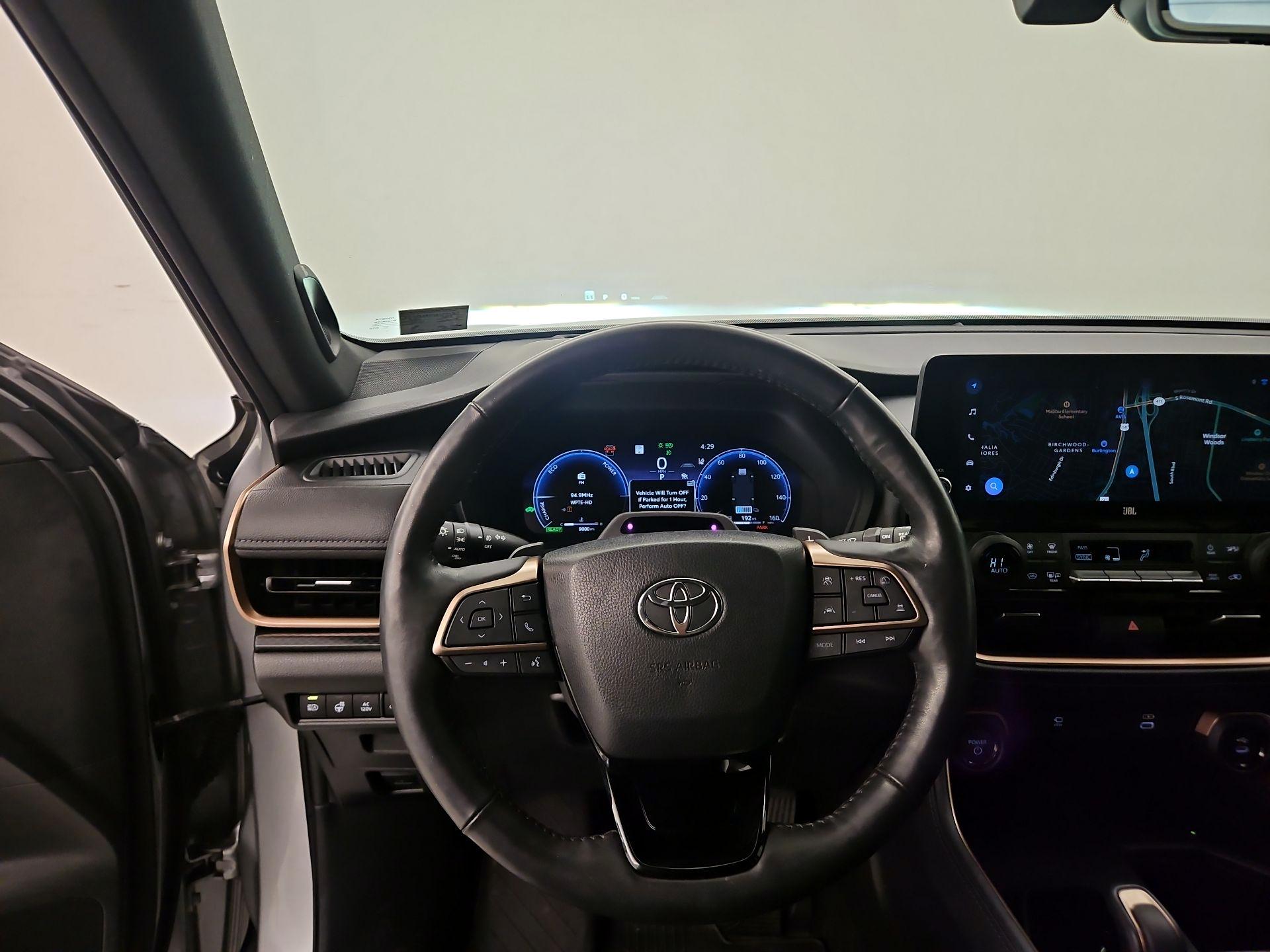 Thumbnail: 2024 Toyota Highlander - 10