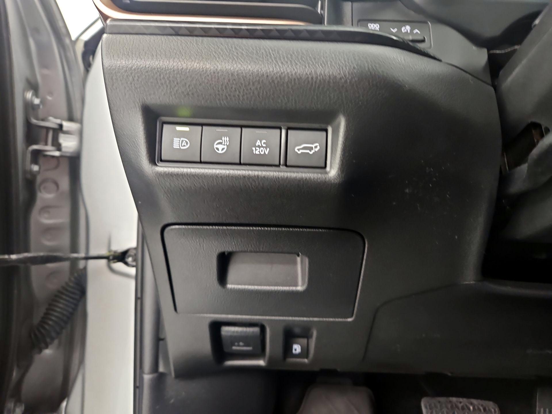 Thumbnail: 2024 Toyota Highlander - 13