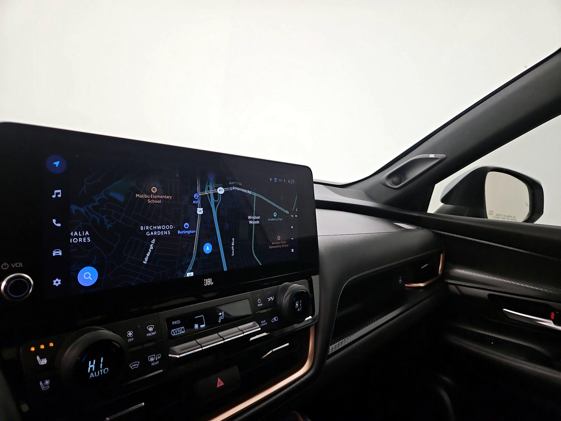 Thumbnail: 2024 Toyota Highlander - 14