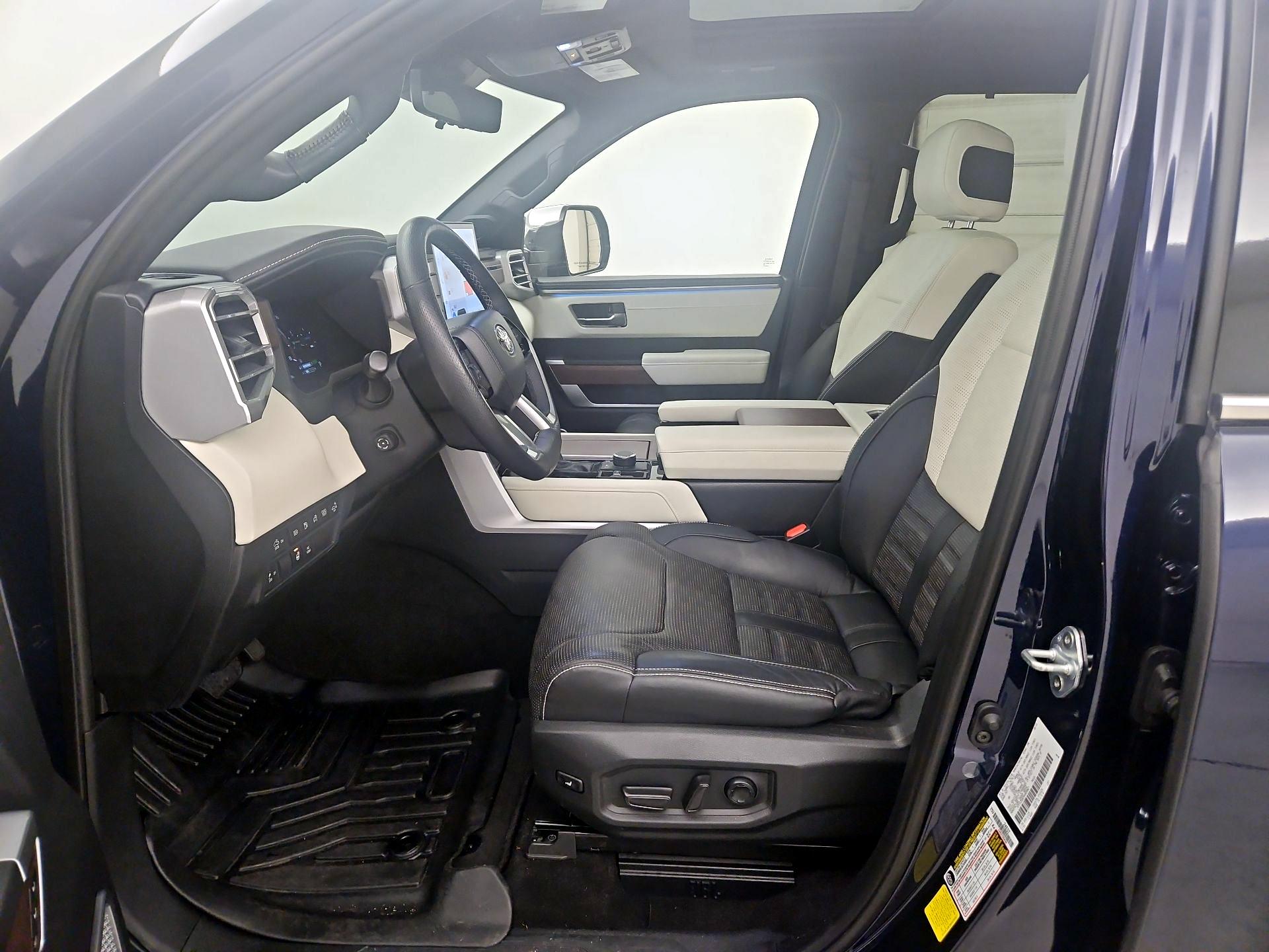 Thumbnail: 2022 Toyota Tundra - 11