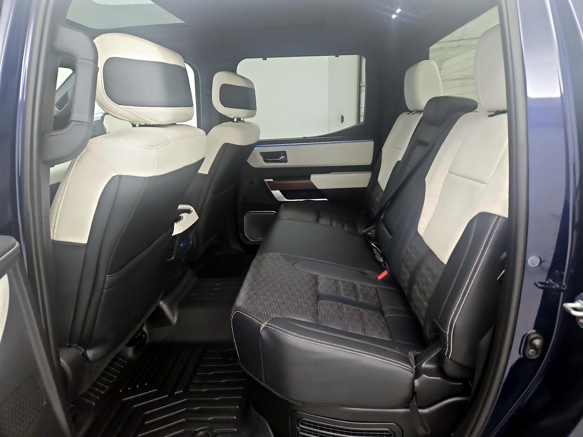 Thumbnail: 2022 Toyota Tundra - 20