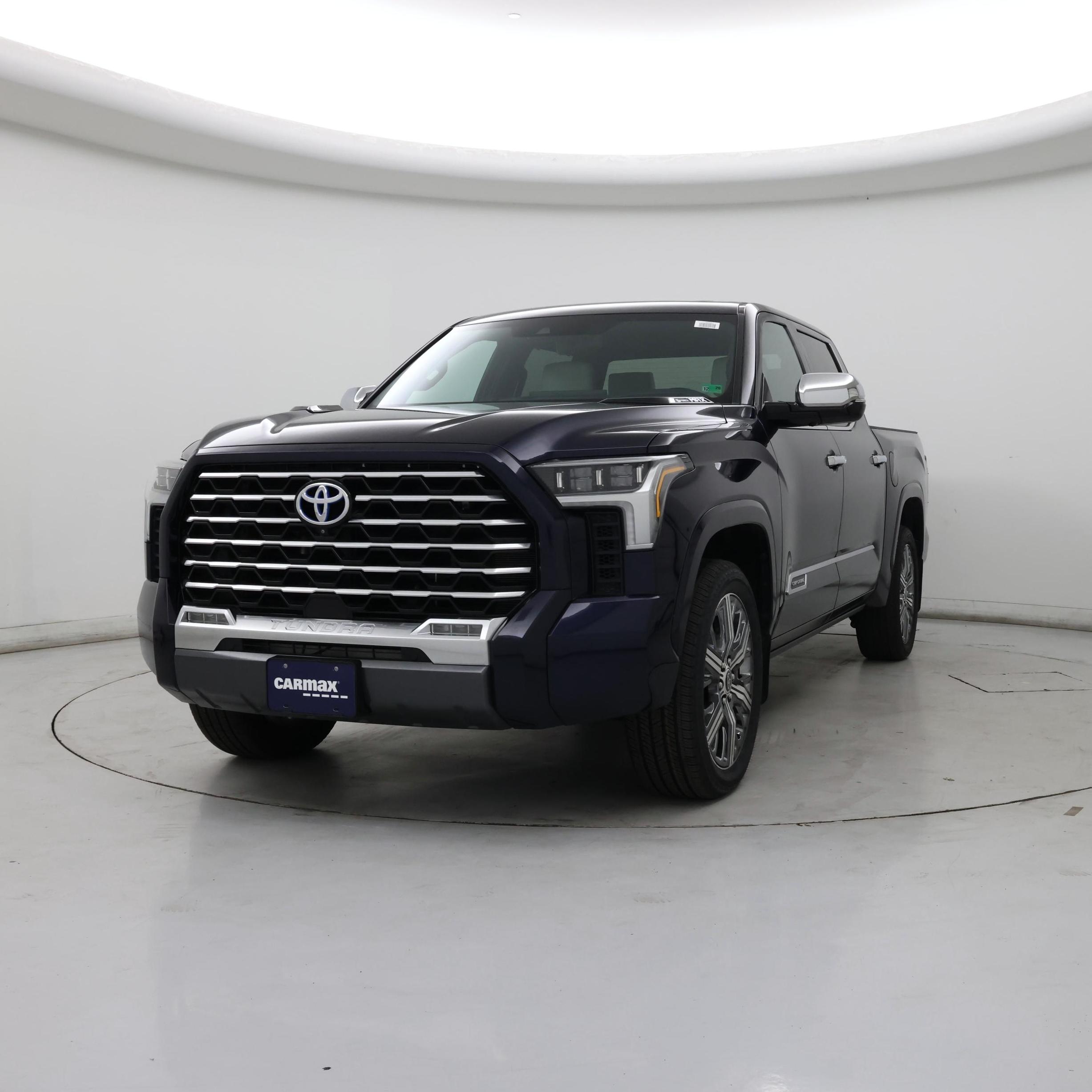 Thumbnail: 2022 Toyota Tundra - 4