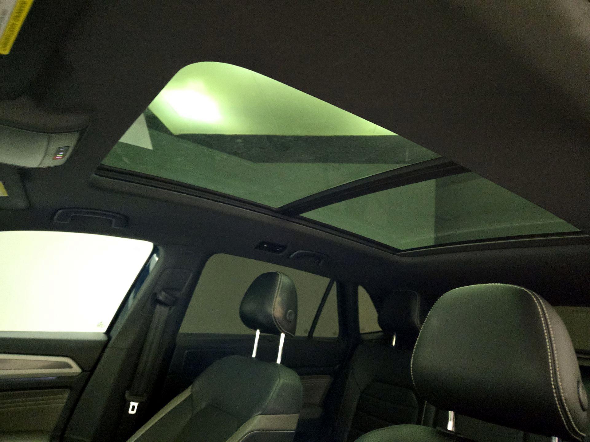 Thumbnail: 2022 Volkswagen Atlas - 19