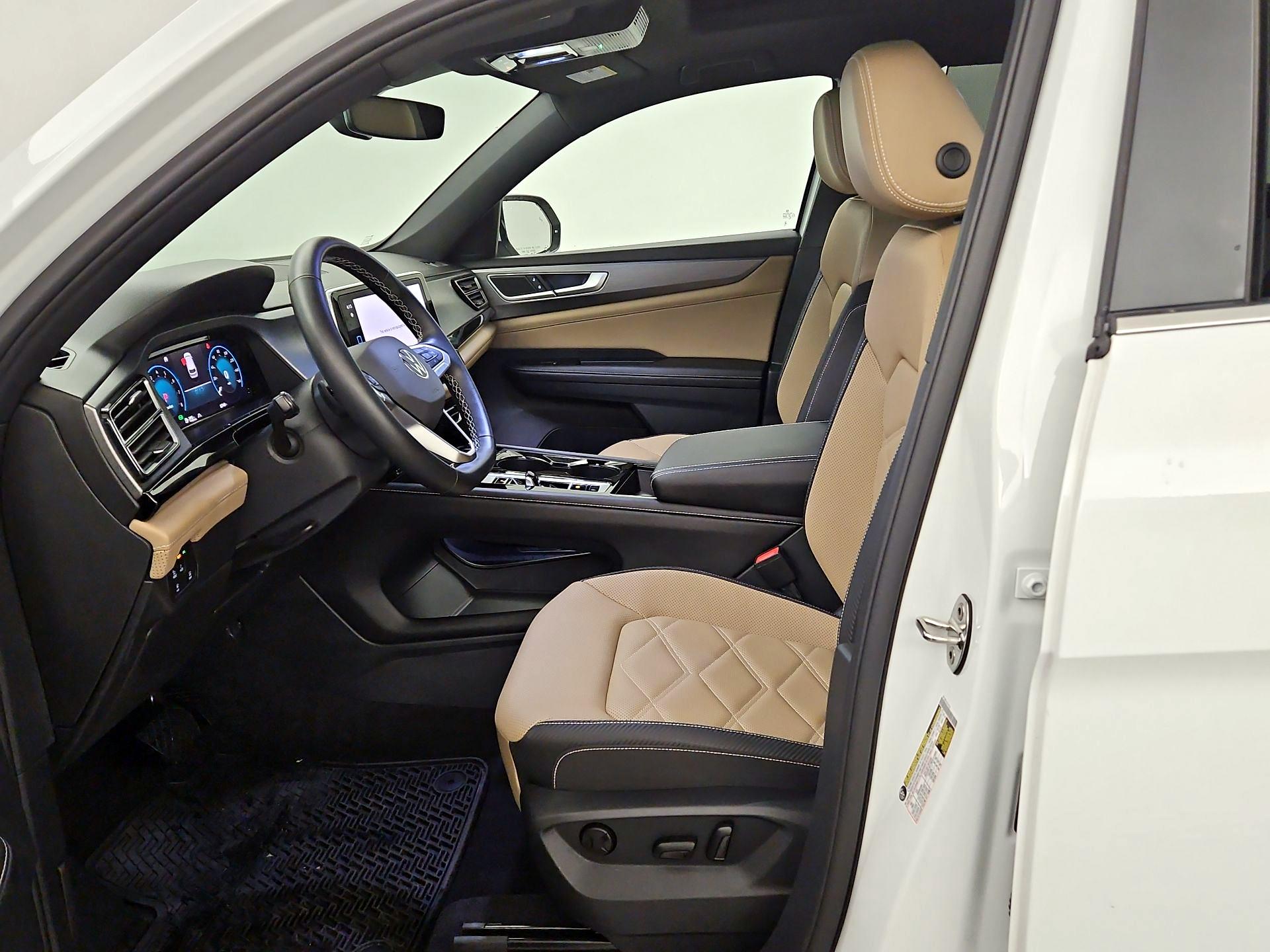 Thumbnail: 2024 Volkswagen Atlas - 11