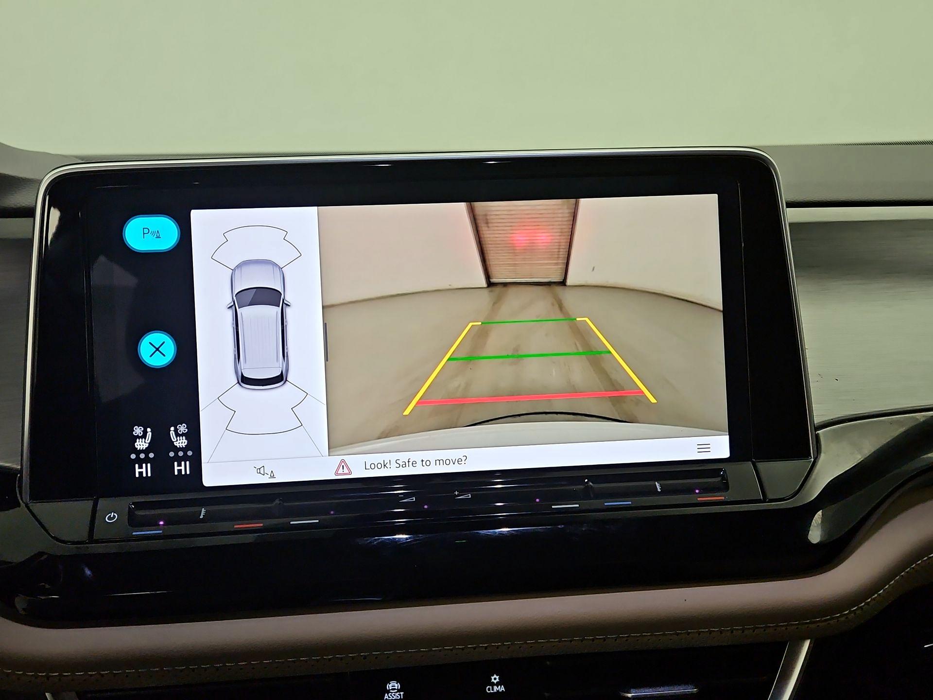 Thumbnail: 2024 Volkswagen Atlas - 14