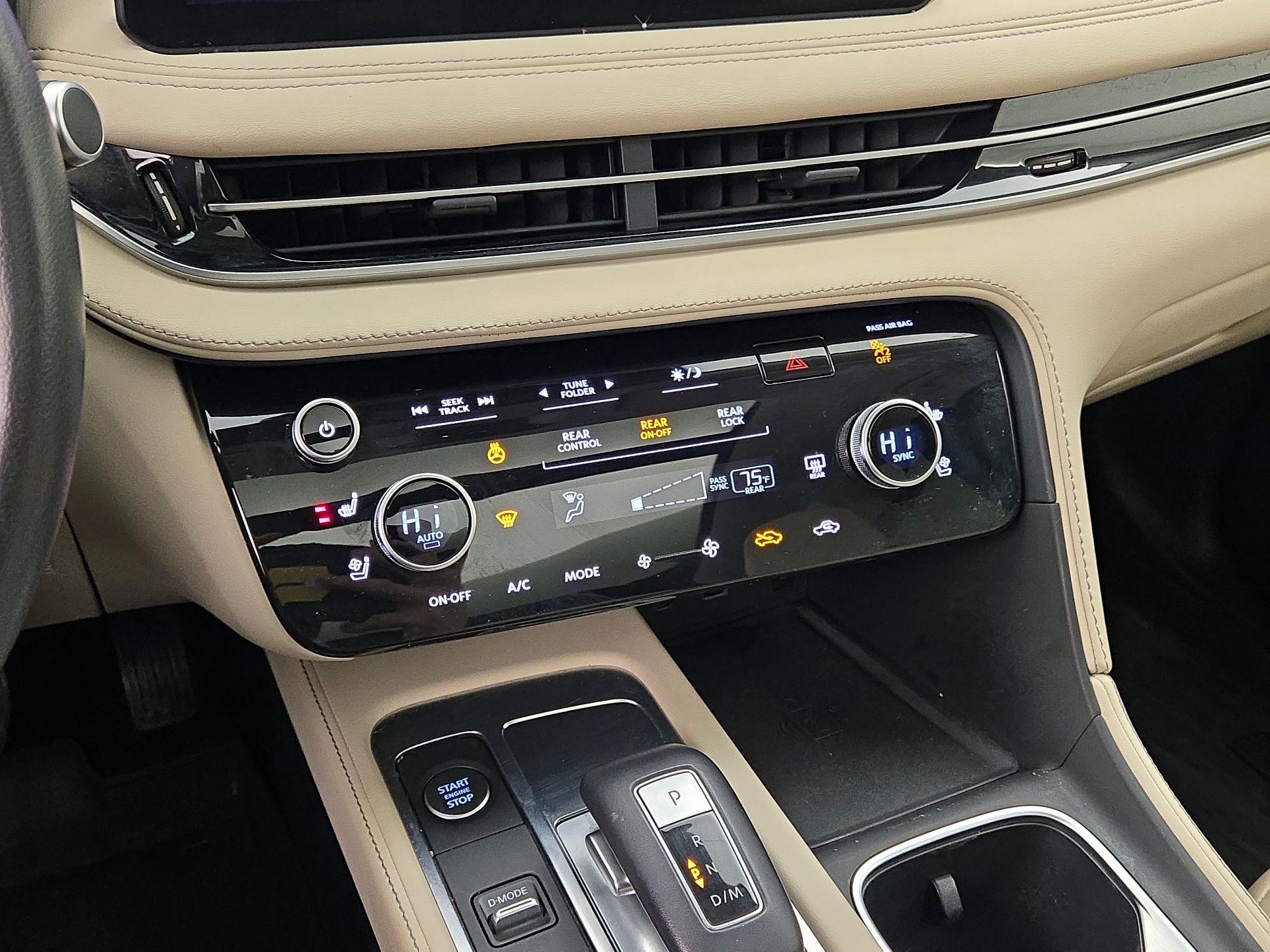 Thumbnail: 2023 INFINITI QX60 - 17