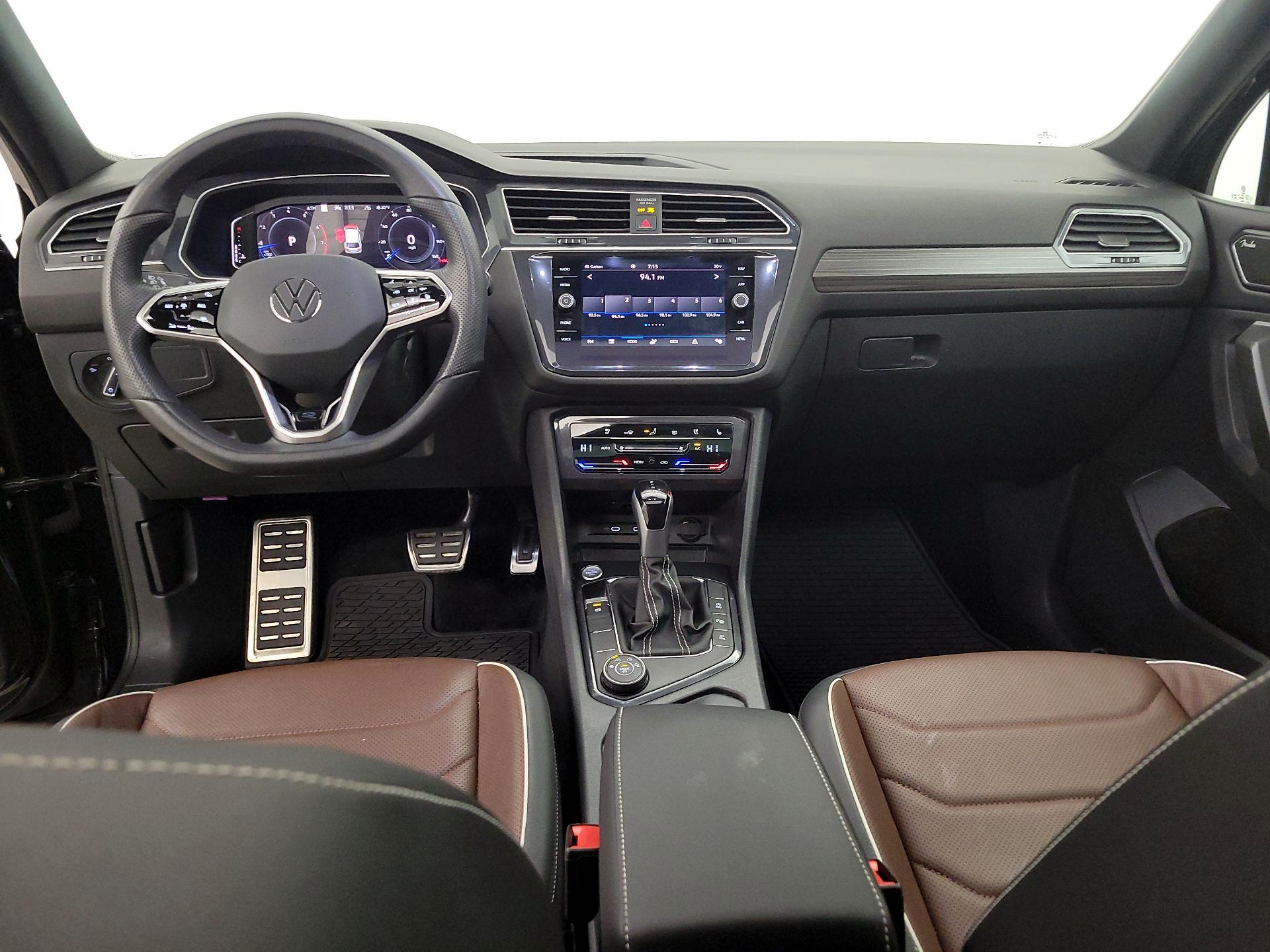 Thumbnail: 2024 Volkswagen Tiguan - 9