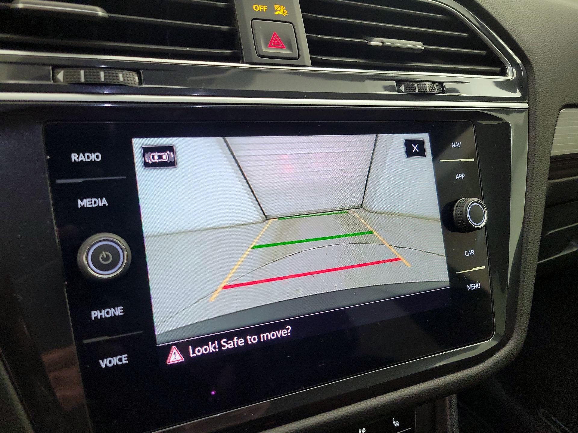 Thumbnail: 2024 Volkswagen Tiguan - 14