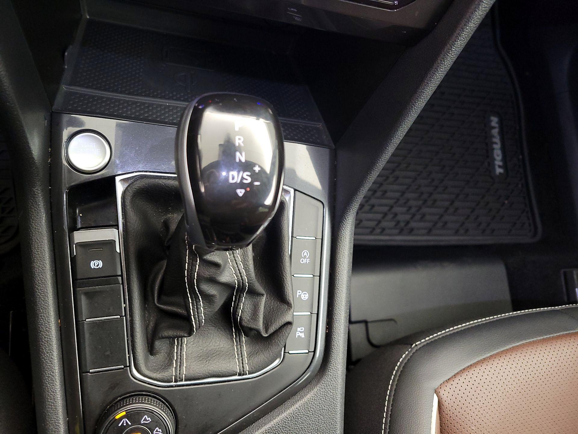 Thumbnail: 2024 Volkswagen Tiguan - 17