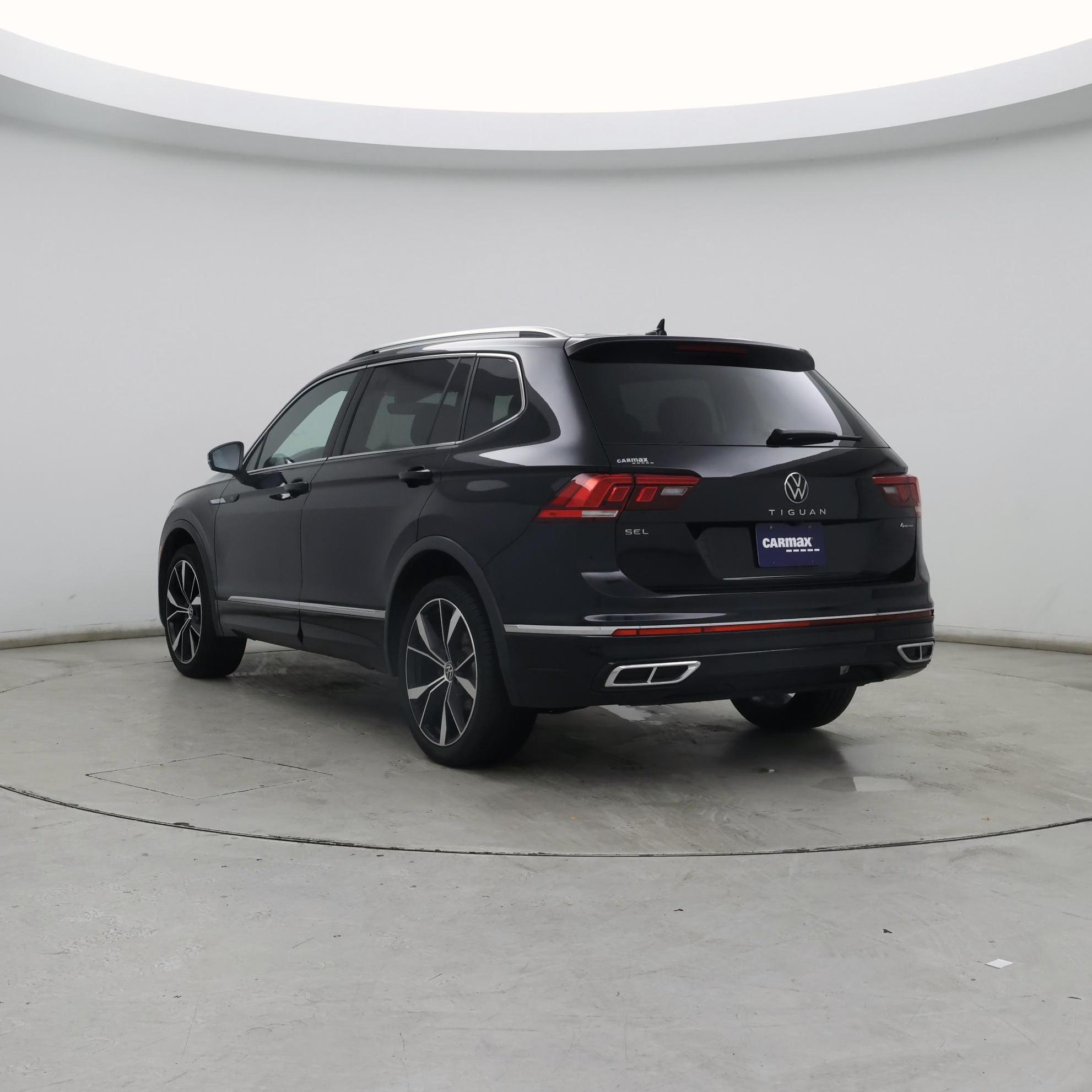 Thumbnail: 2024 Volkswagen Tiguan - 2